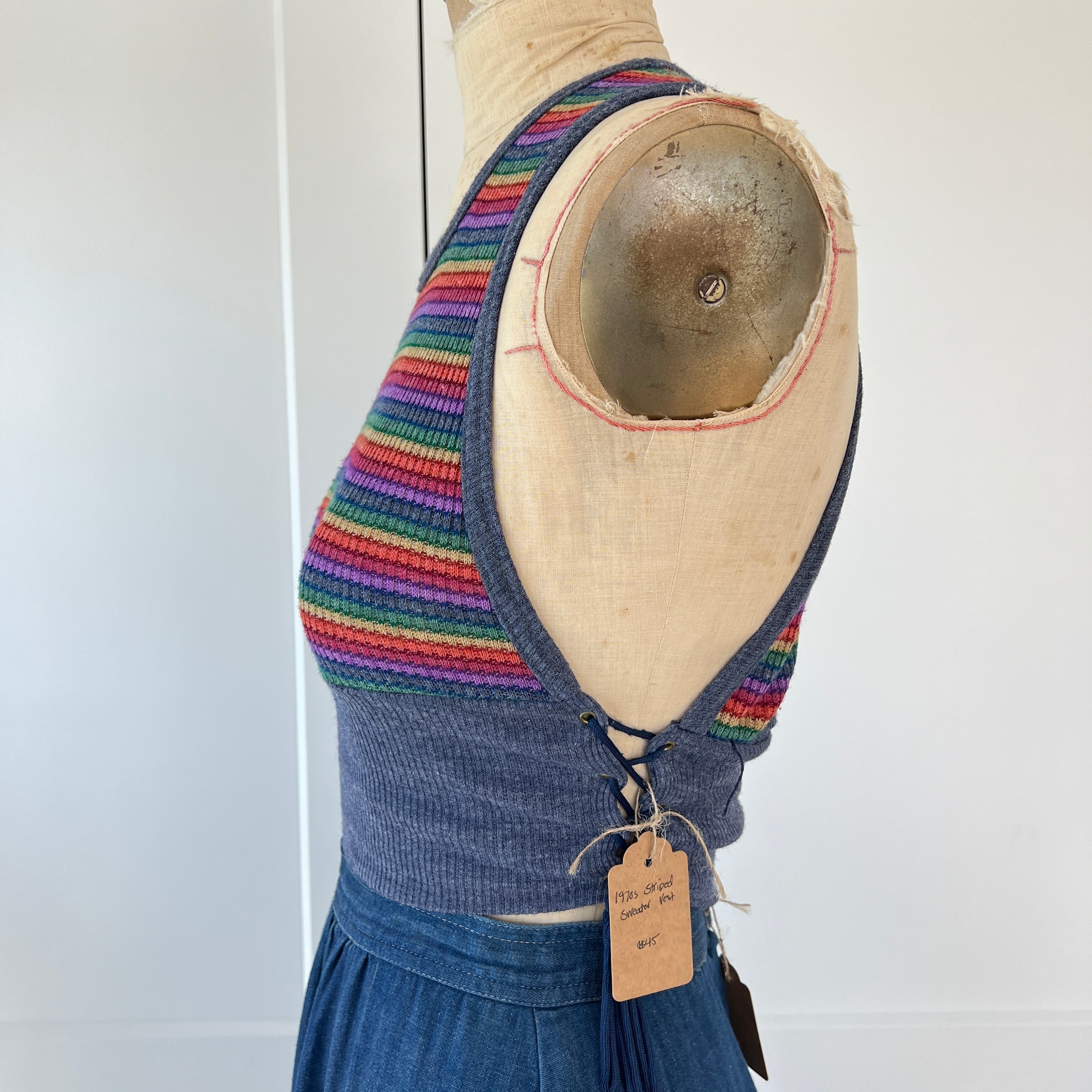 70s Striped Knit Lace Up Crop Top - Image 5