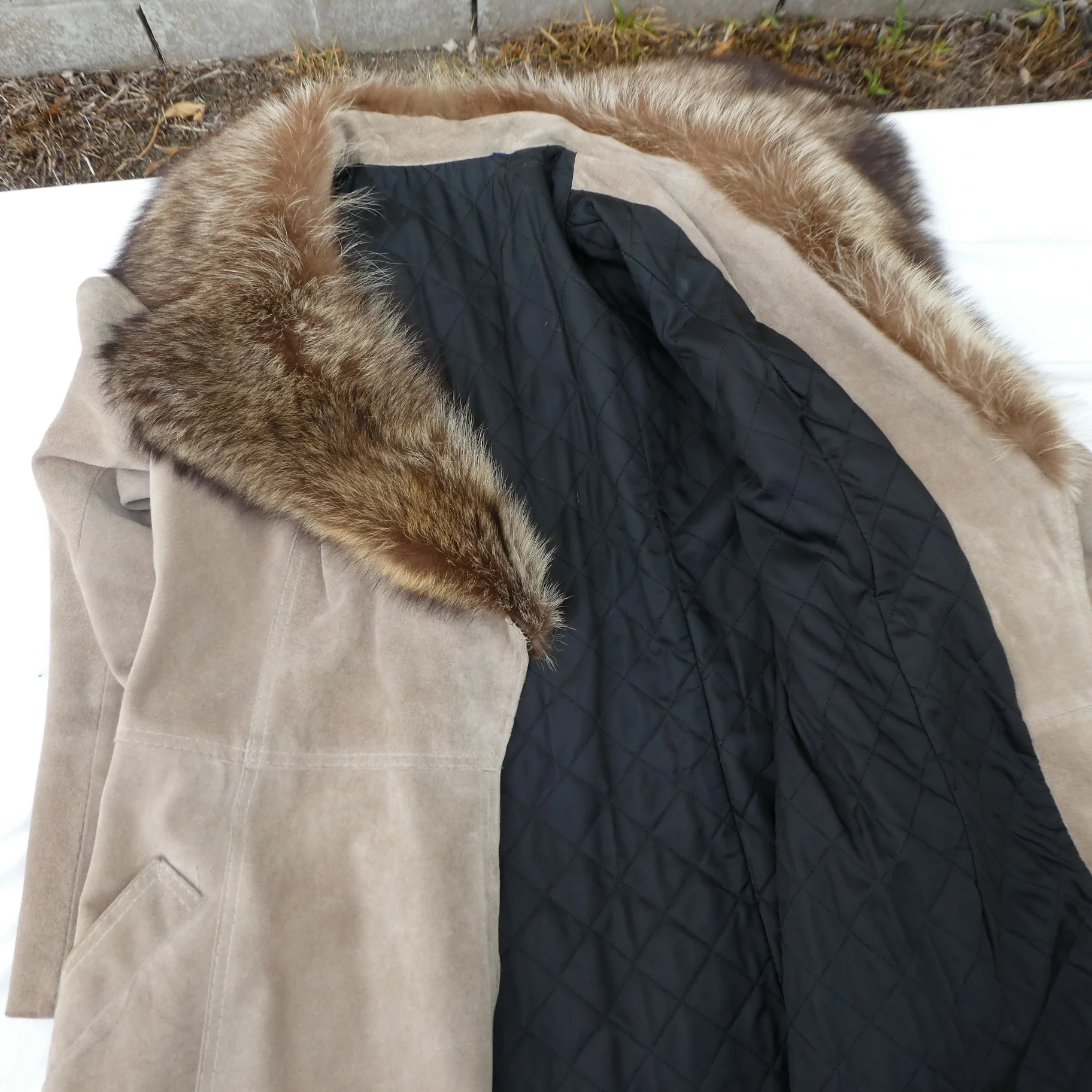 70s Suede Leather Coat Wide Fur Collar Quilted Lining By Rock Star - Image 6