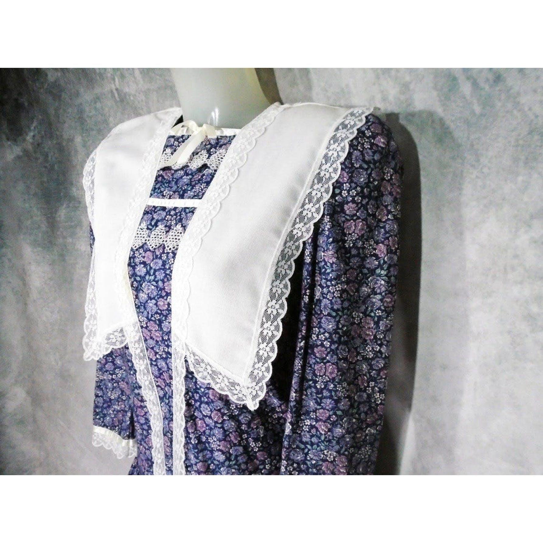 70s Victorian Style Dress, Sailor Collar, Dual Kawaii By Gunne Sax - Image 4