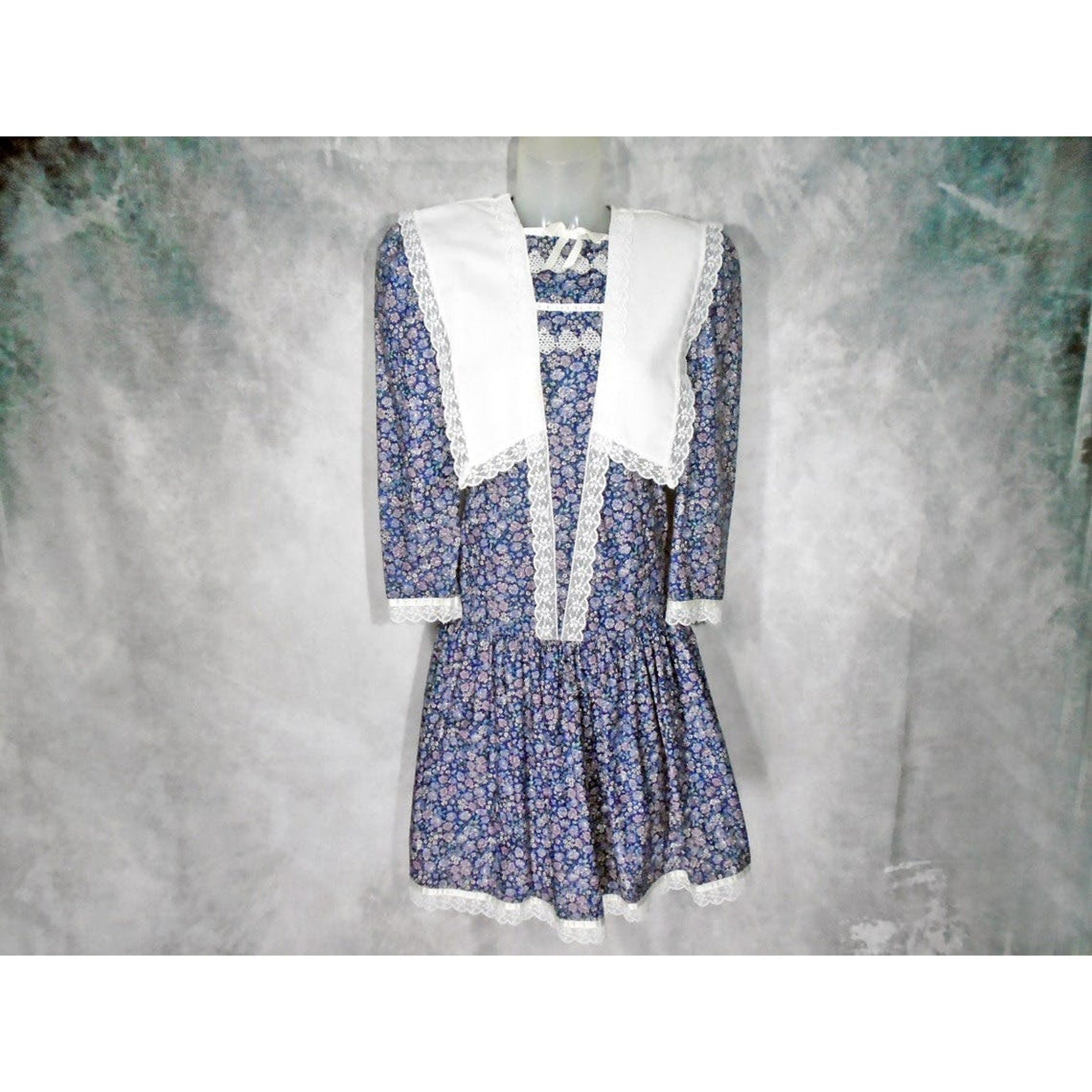 70s Victorian Style Dress, Sailor Collar, Dual Kawaii By Gunne Sax - Image 5