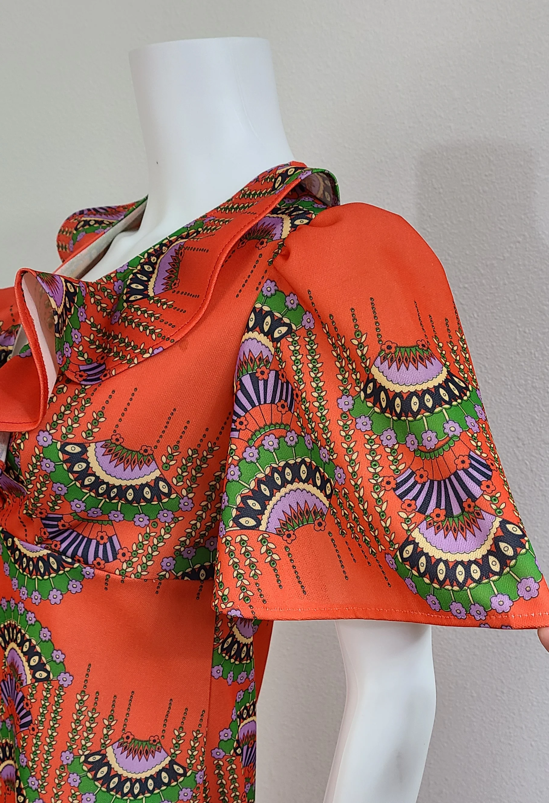 70s Vintage Orange Vertical Fan Novelty Print Dress - Image 7