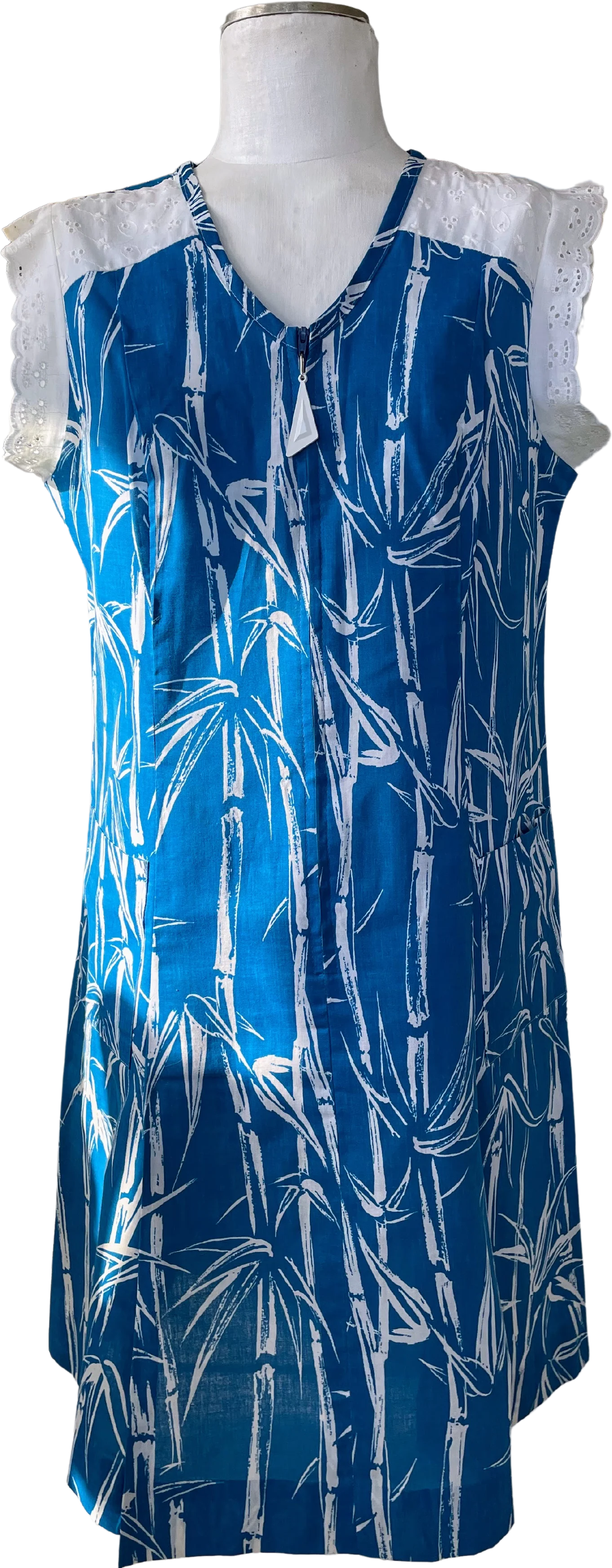 70s Vintage Bamboo Print Blue House Dress Eyelet Lace