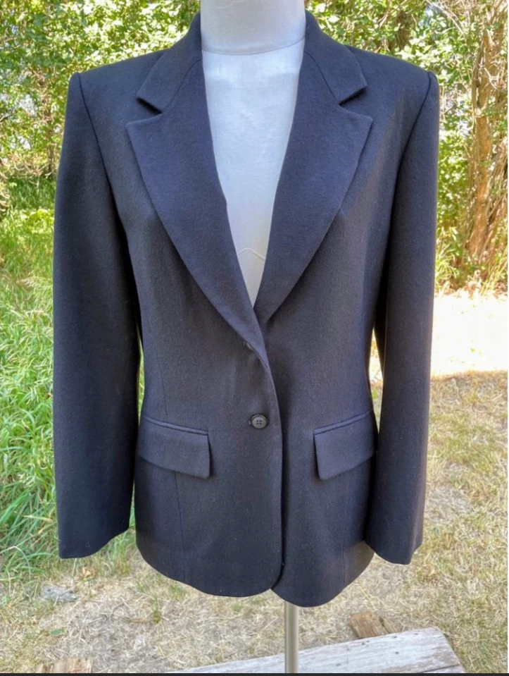 70s Vintage Black Wool Ladies Blazer Jacket By Pendleton - Image 14