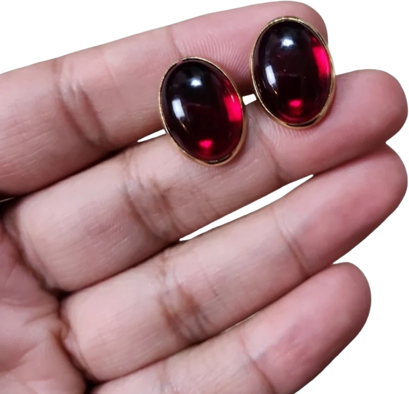 70s Vintage Gold Toned Garnet Oval Cufflinks