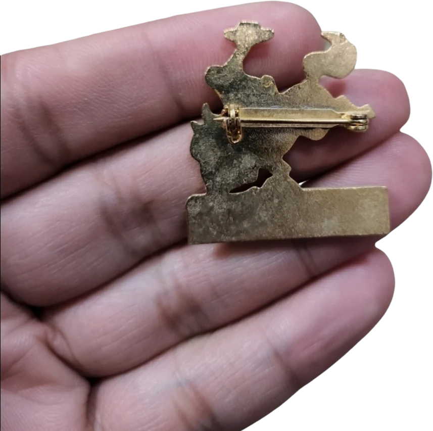 70s Vintage Gold Toned Wyoming Jaycees Pin - Image 2