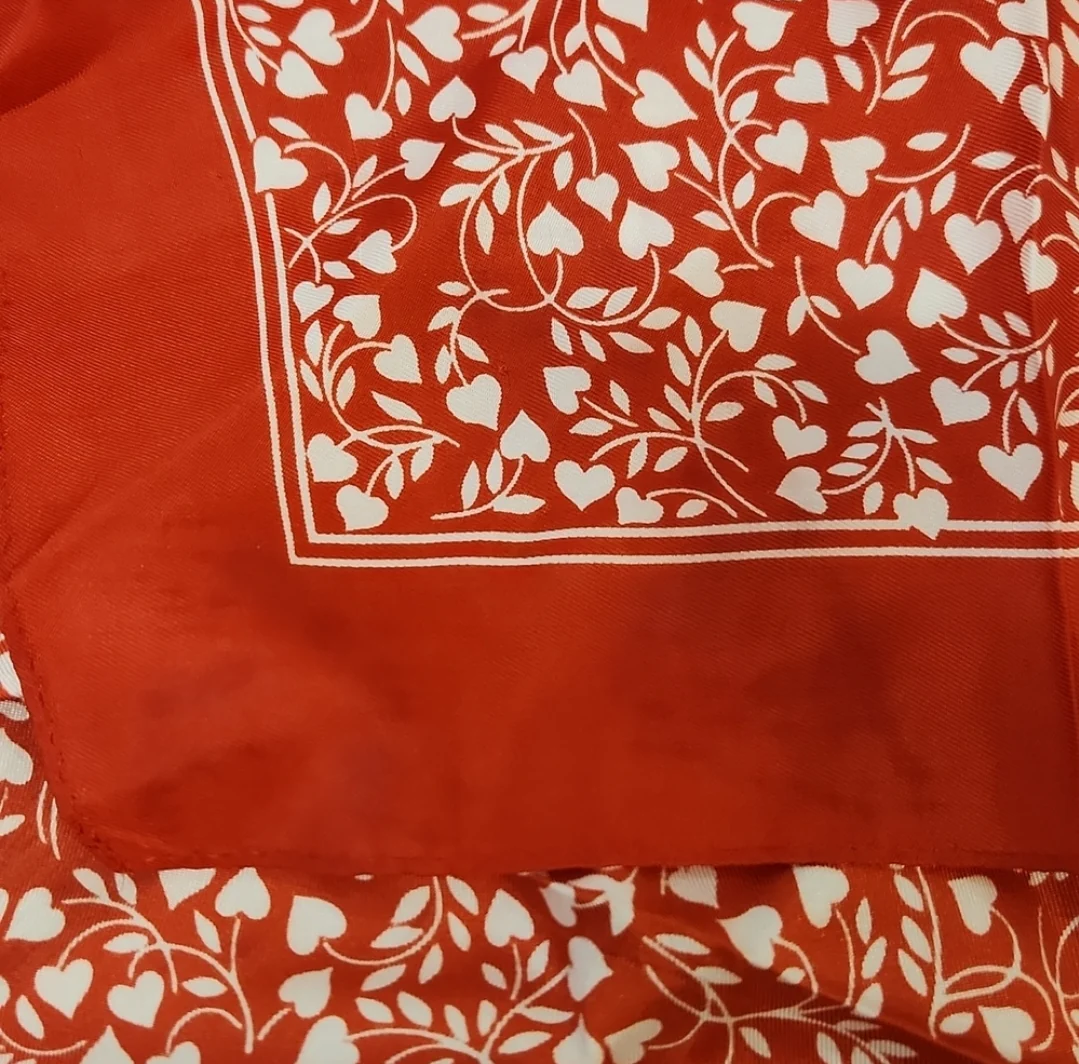 70s Vintage Hallmark Mary Ann Floral Hearts Scarf By Hallmark - Image 3