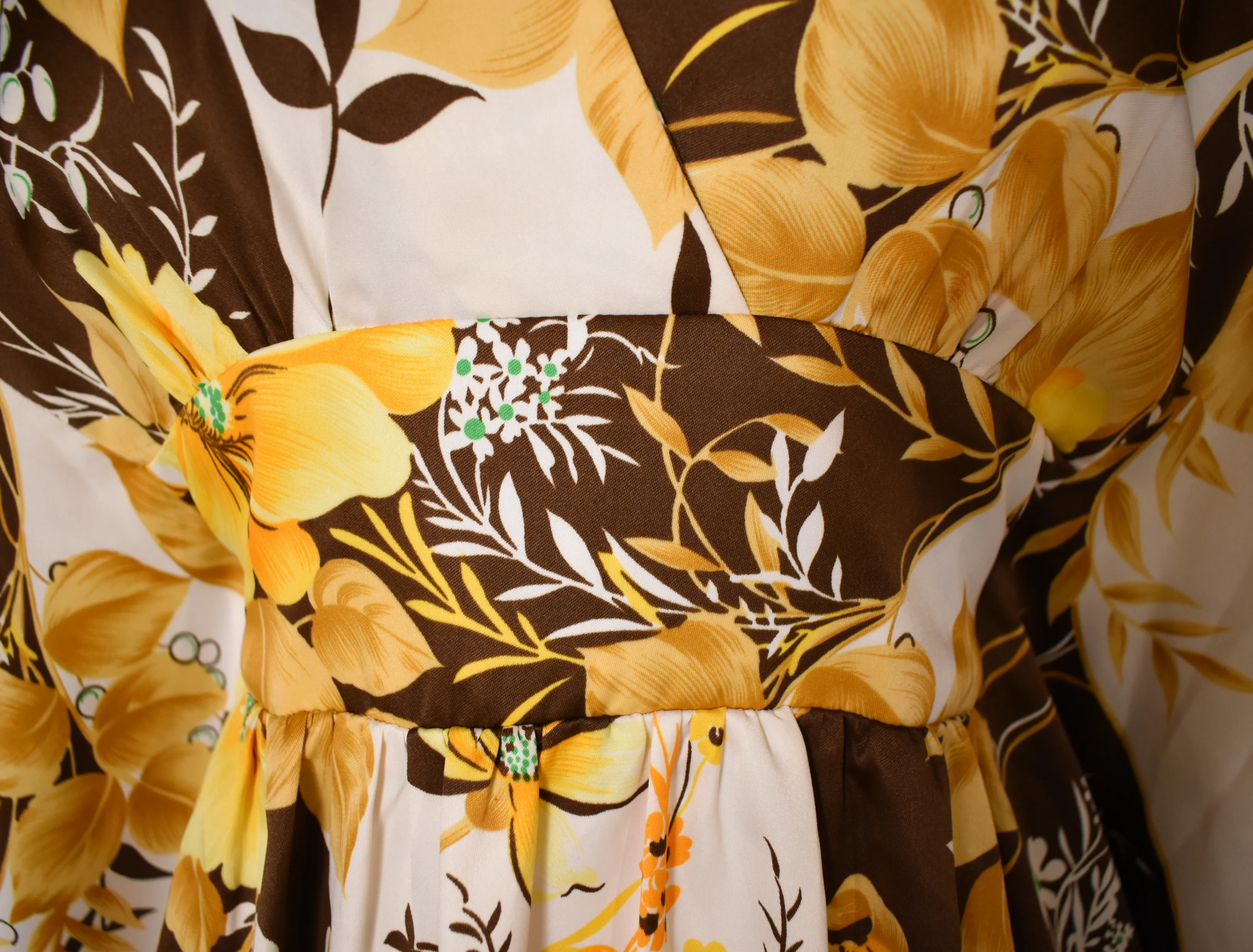70s Vintage Tropical Pake Muu Caftan Maxi Dress by Evelyn Margolis Hilo Hattie - Image 8