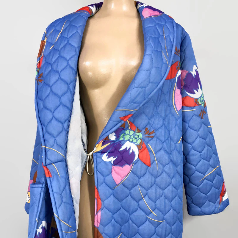 70s Vintage Psychedelic Print Quilted Hostess Robe by Glazier - Image 9