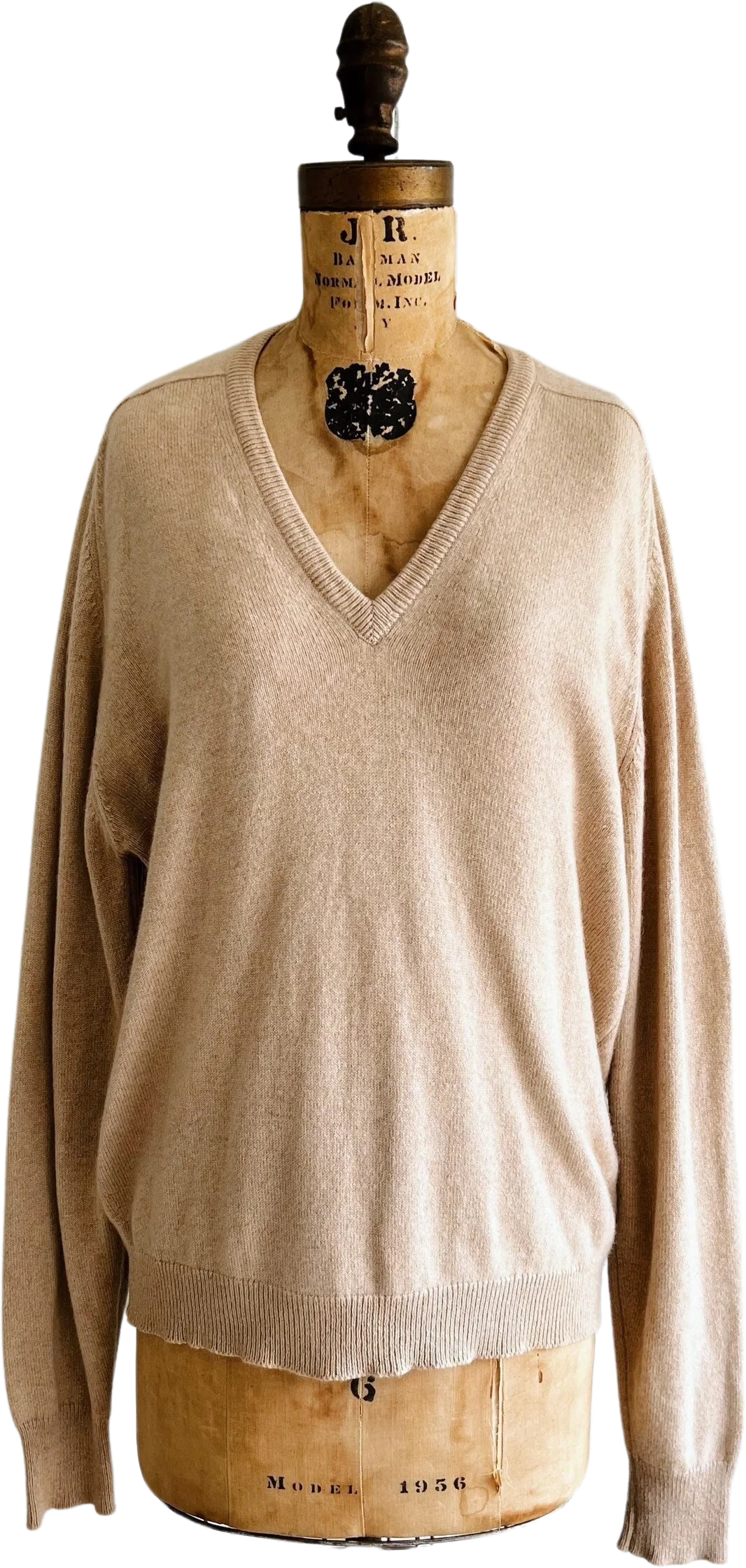 70s Vintage Scottish Cashmere Sweater Camel Cashmere V-Neck Large by Alan Paine