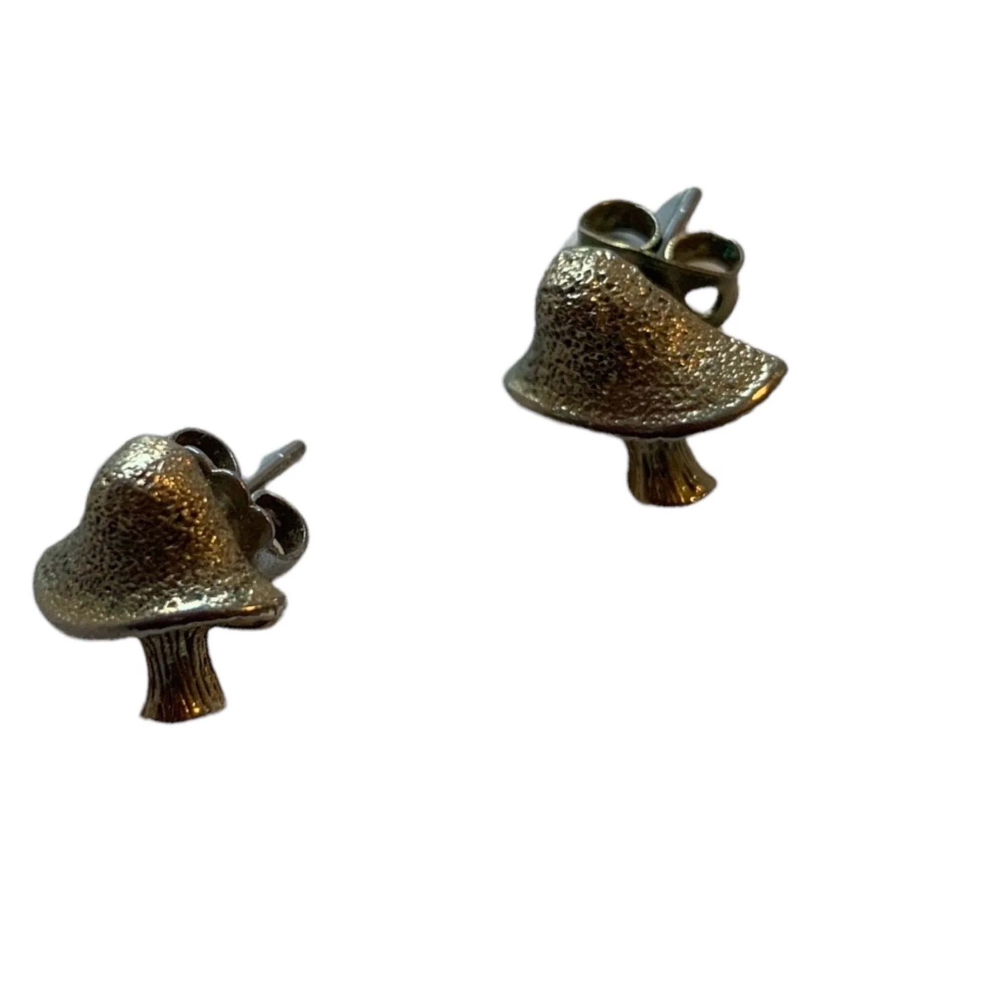 70s Vintage Textured 3D Mushroom Post Earrings - Image 5