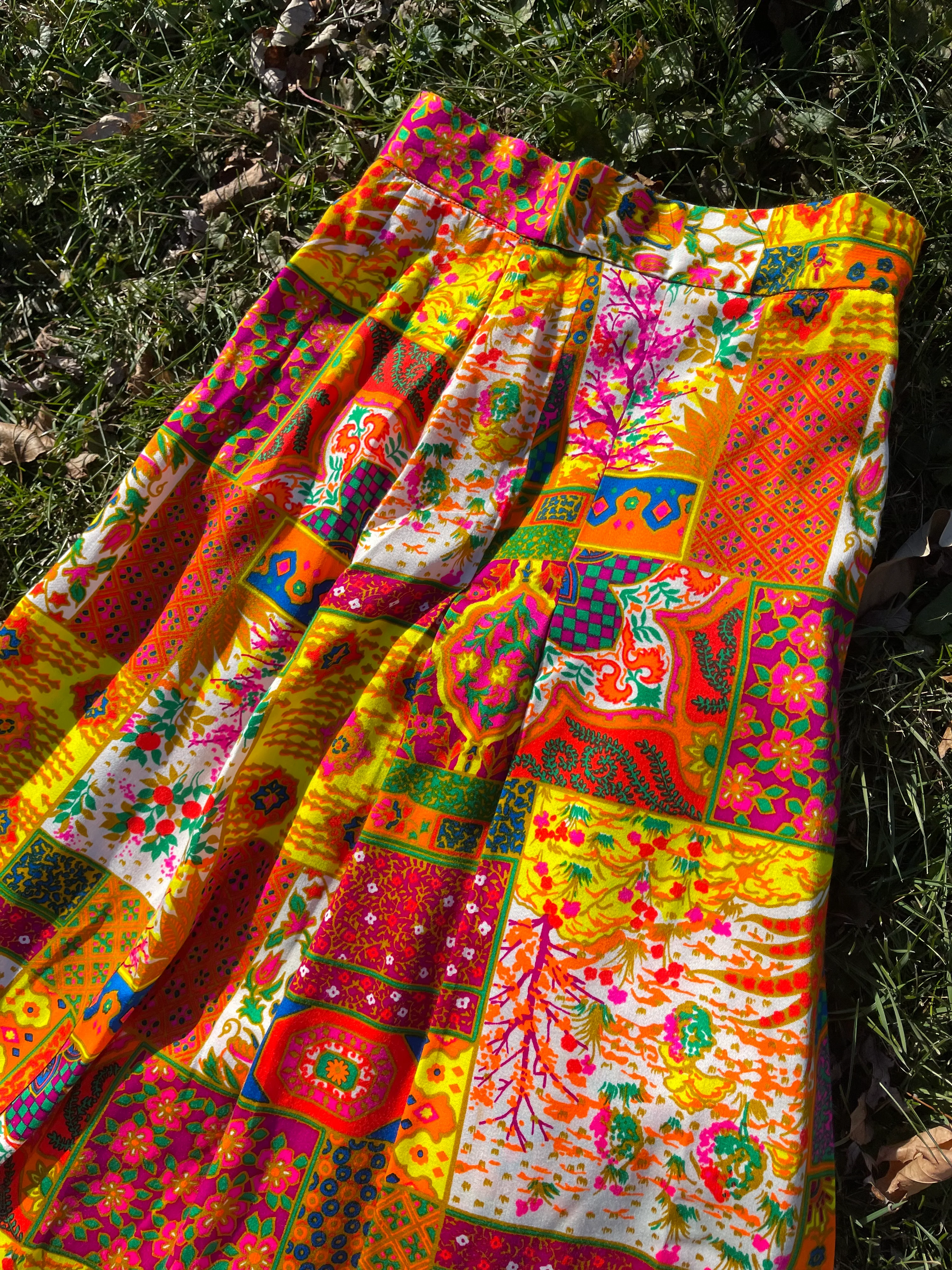 70s Vintage Vibrant 70s Maxi Skirt by Lanz of Salzburg - Image 6