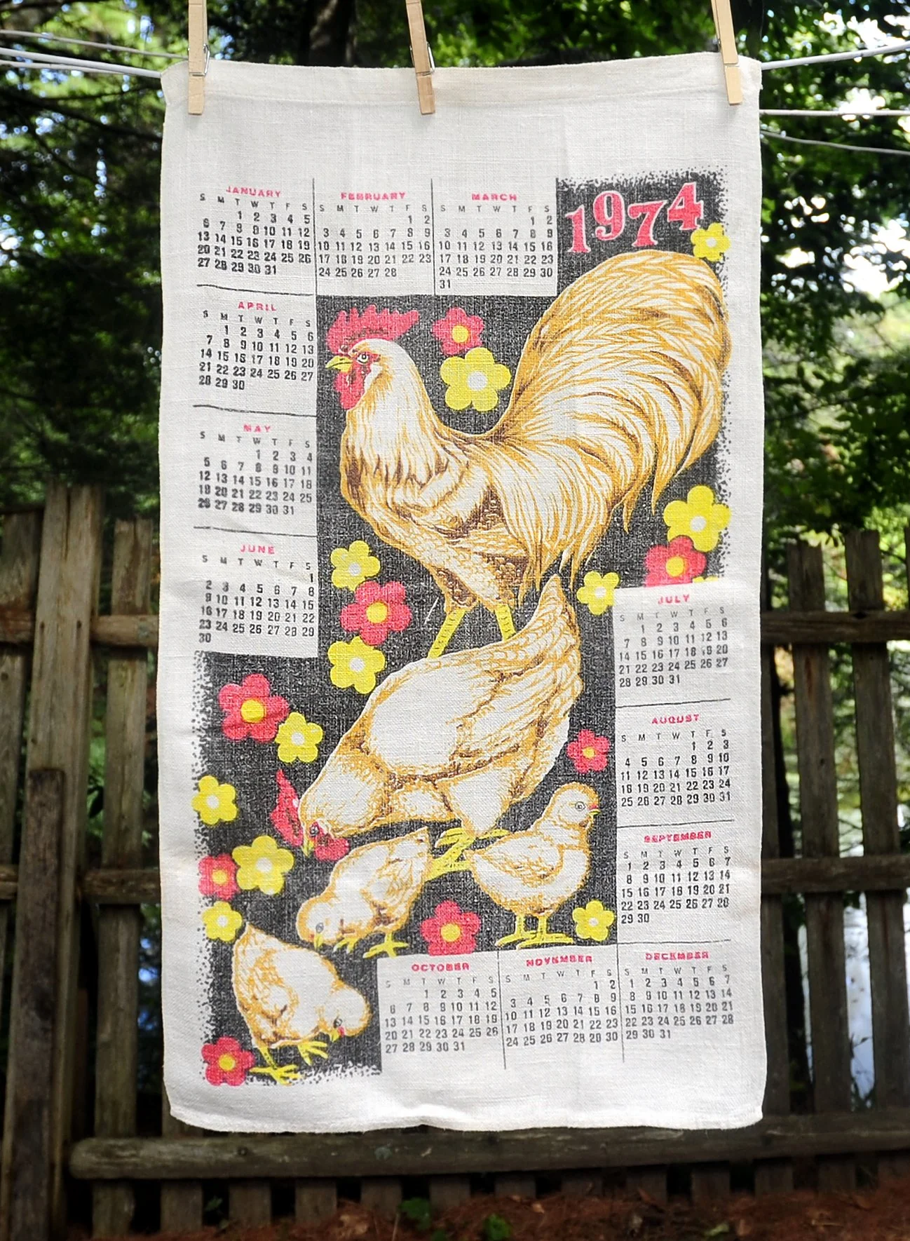 70s Vtg 1974 Chicken And Chicks Linen Calendar Towel - Image 3