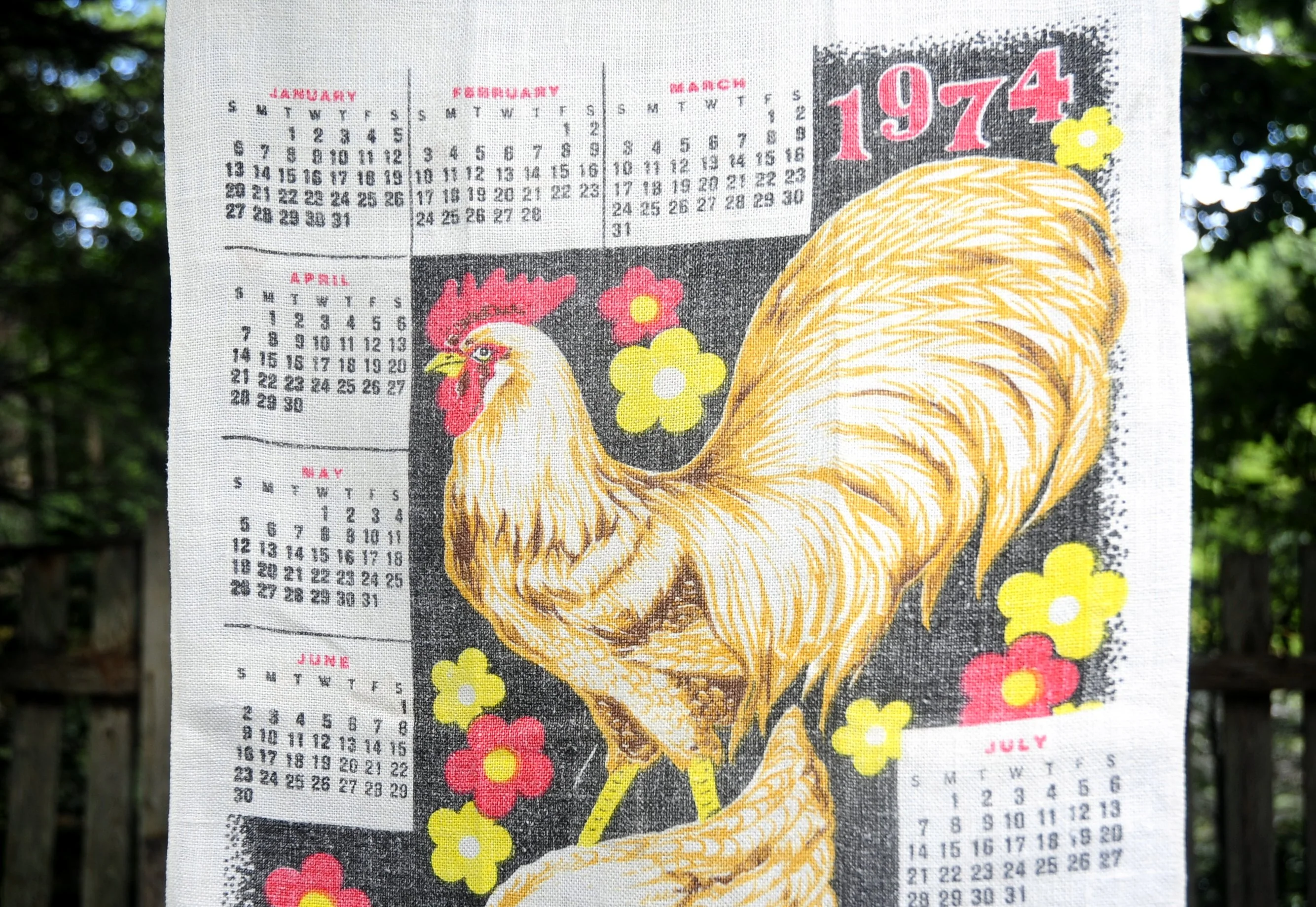 70s Vtg 1974 Chicken And Chicks Linen Calendar Towel - Image 4