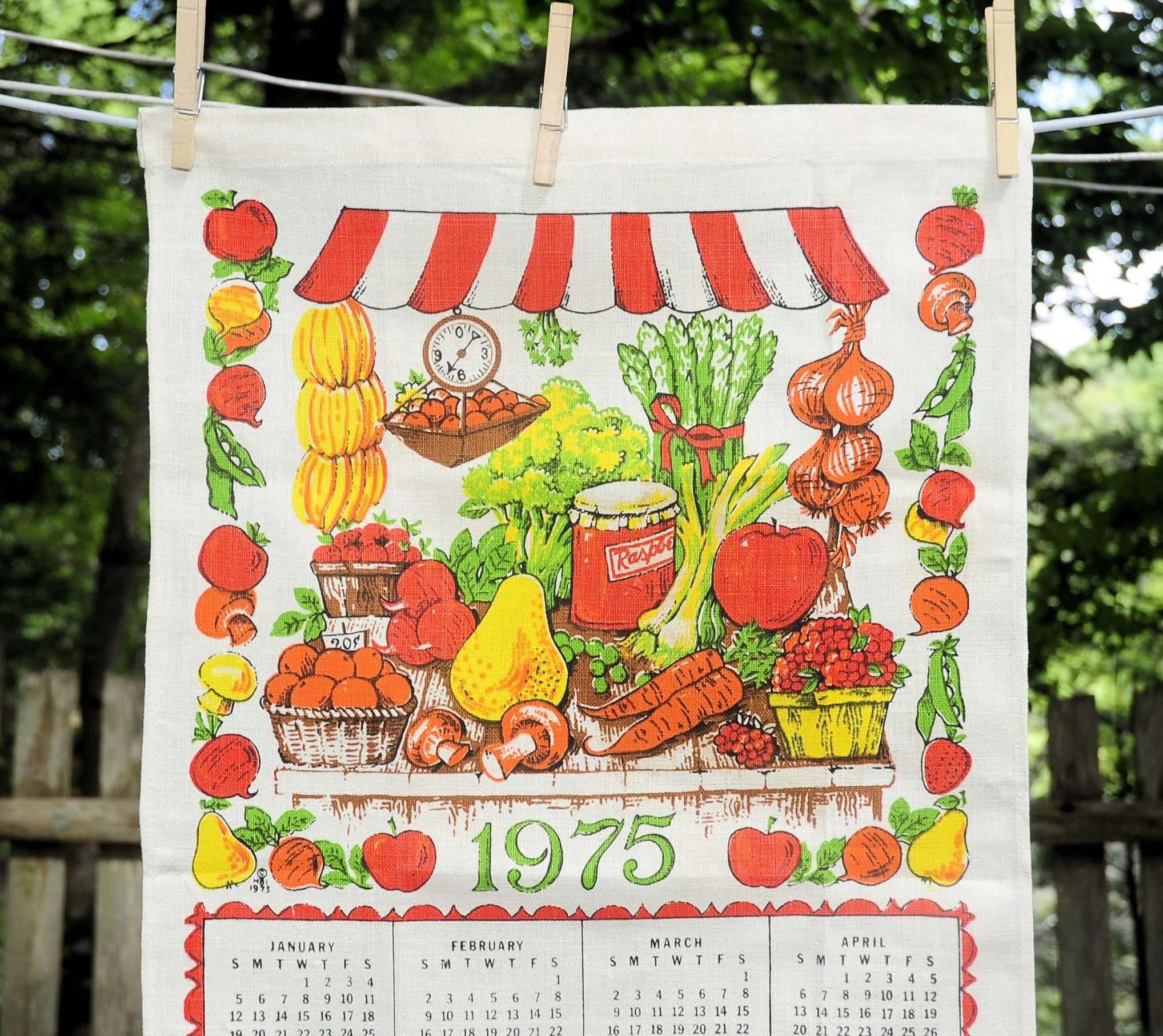 70s Vtg 1975 Summer Fruits Veggies Calendar Tea Towel - Image 4