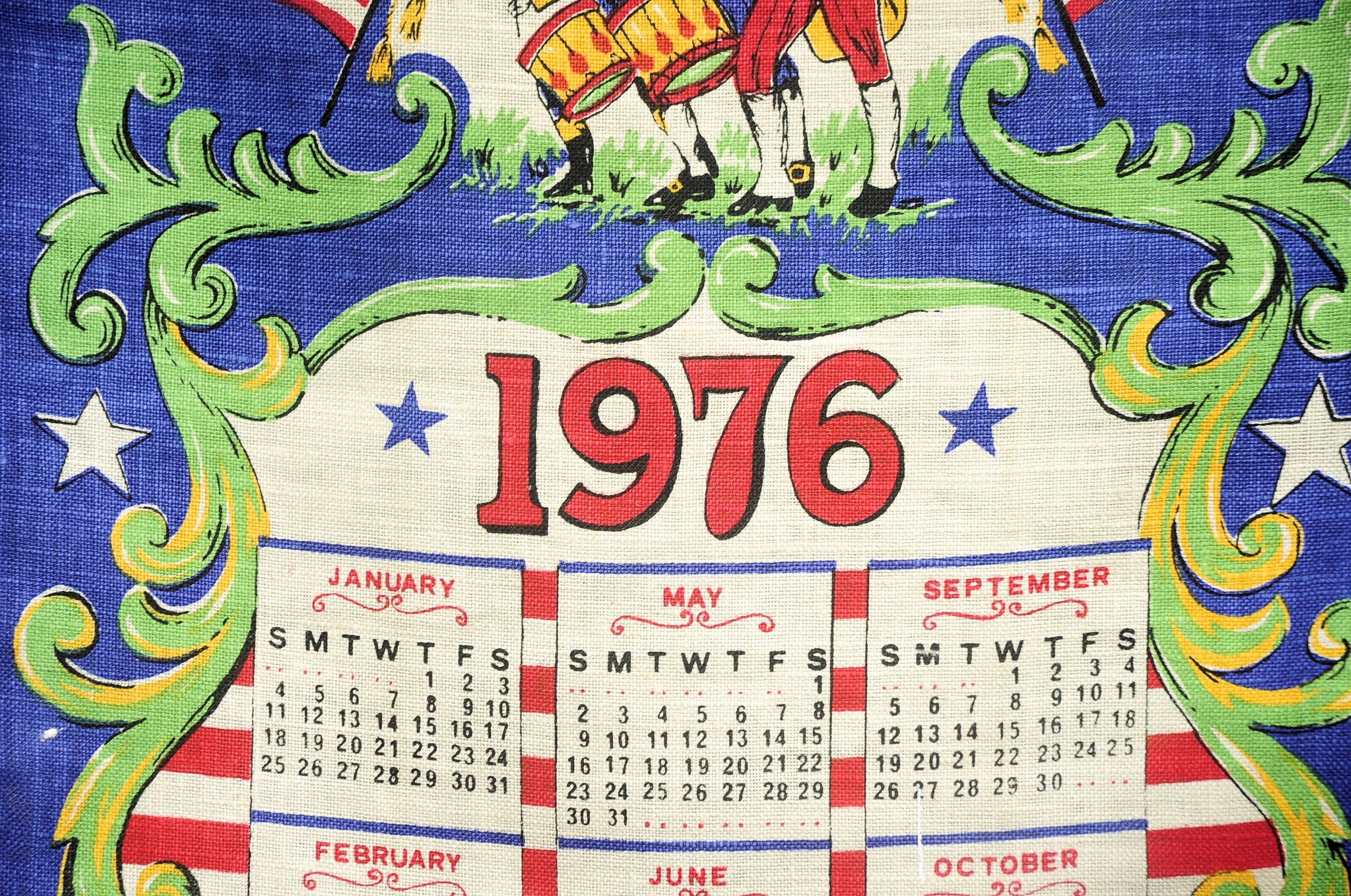 70s Vtg 1976 Patriotic Calendar Americanflags Soldiers - Image 6