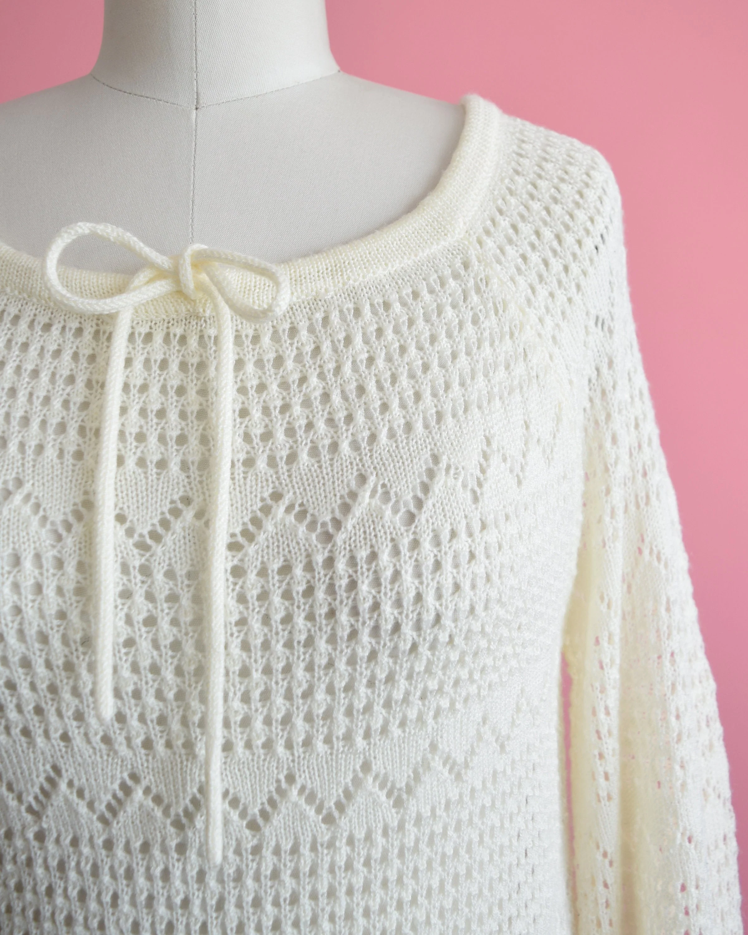 70s White Eyelet Sweater Vintage 70s Drawstring Bow Pointelle Sweater, Pullover Knit Top, Small To Medium - Image 7