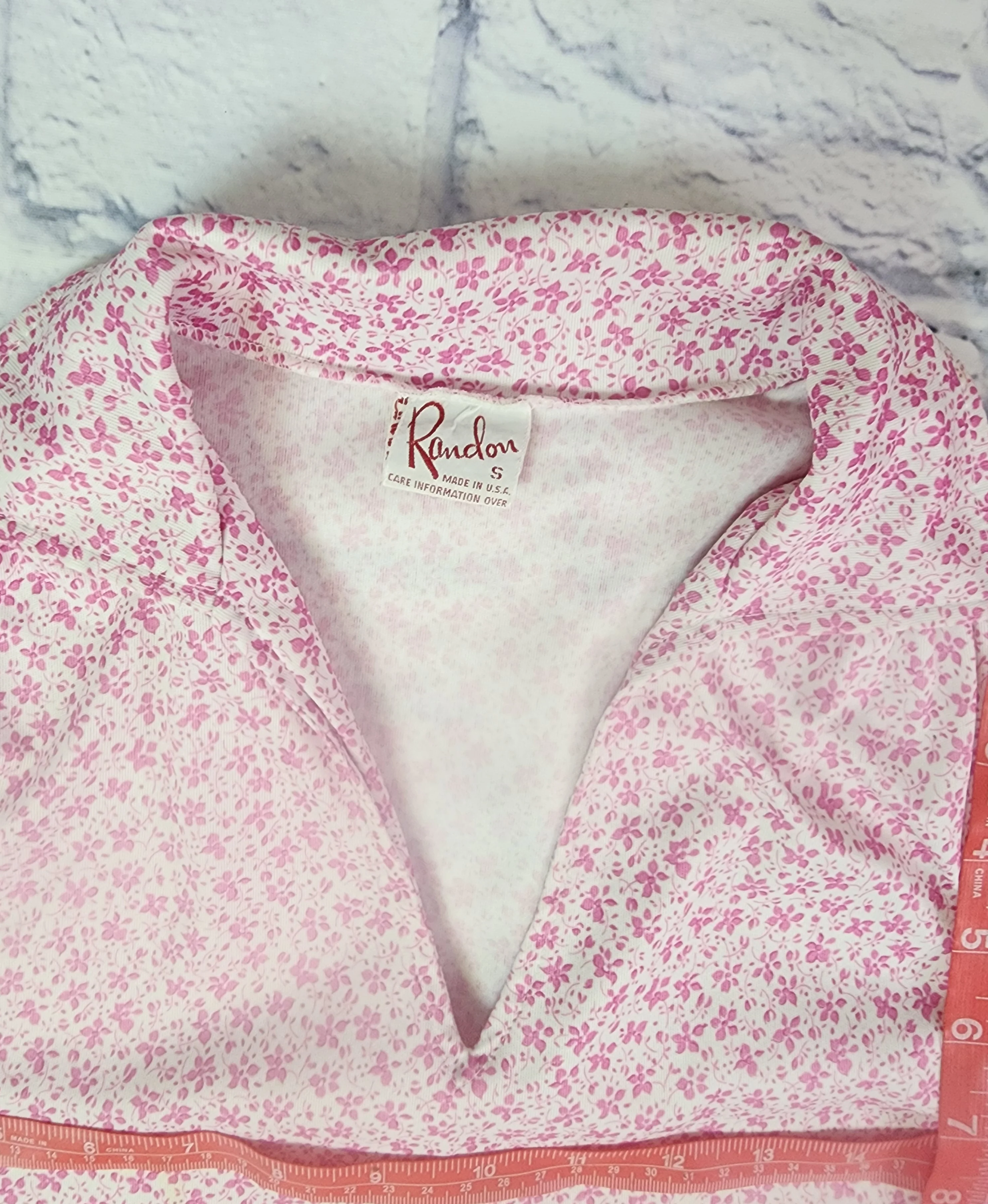 70s White Pink Casual Collart T-shirt Floral Print - Image 5