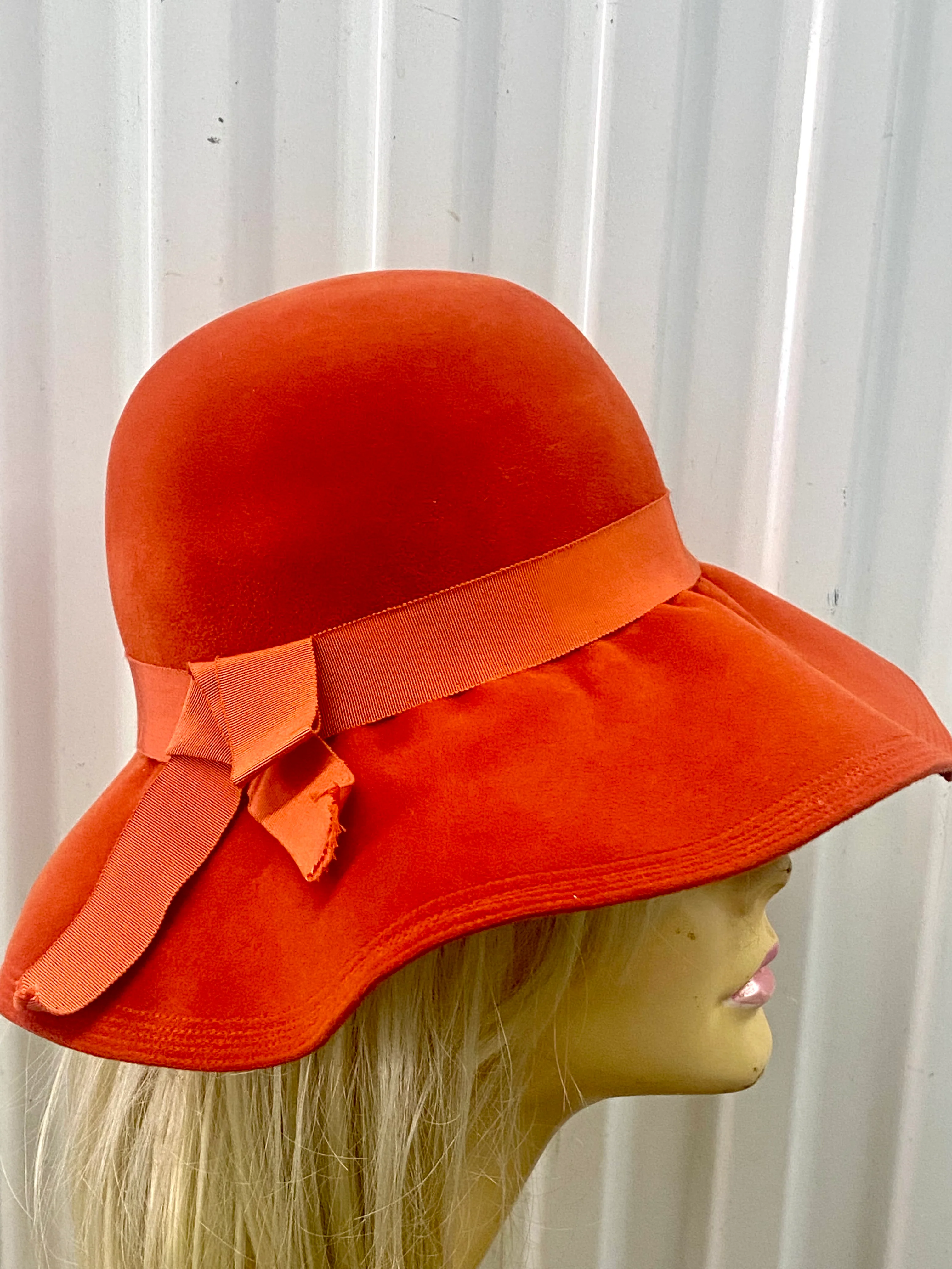 70s Womans Orange Felt Fur Hat Mod Glamour By Borsalino - Image 4
