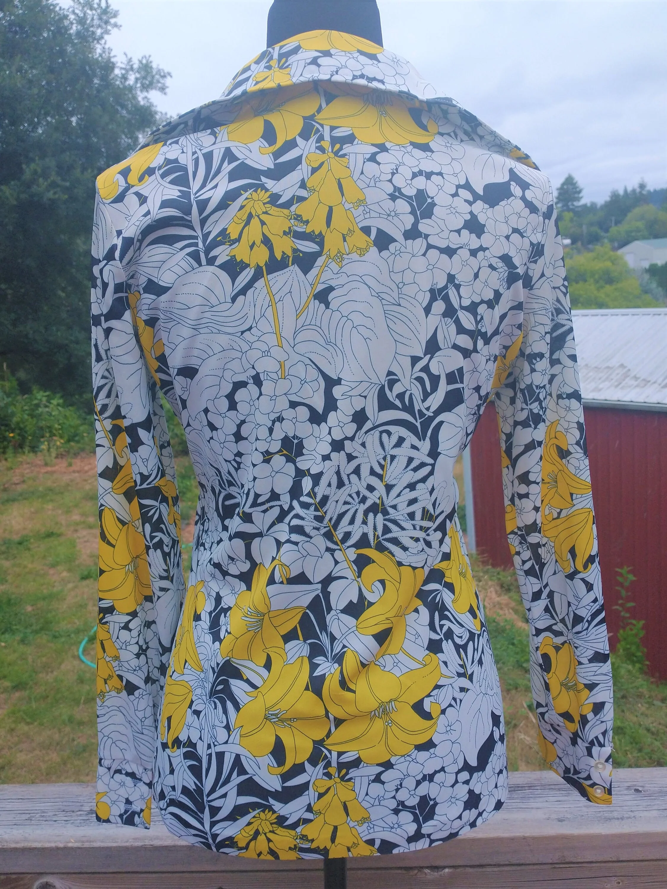 70s Women's Disco Blouse Yellow and Black Floral Large Collar Women's Fit Small To Medium by Jack Winters - Image 2