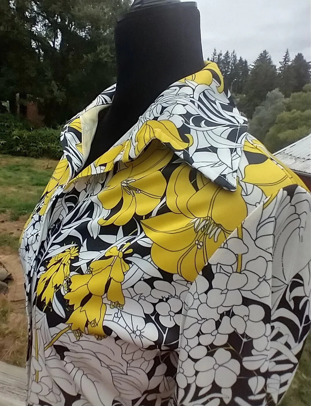 70s Women's Disco Blouse Yellow and Black Floral Large Collar Women's Fit Small To Medium by Jack Winters - Image 6