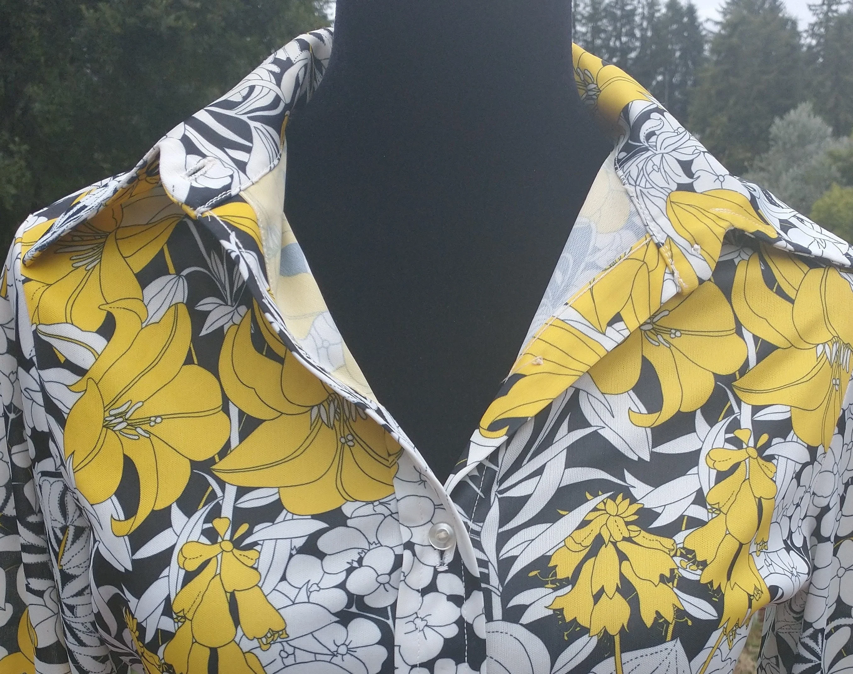 70s Women's Disco Blouse Yellow and Black Floral Large Collar Women's Fit Small To Medium by Jack Winters - Image 9