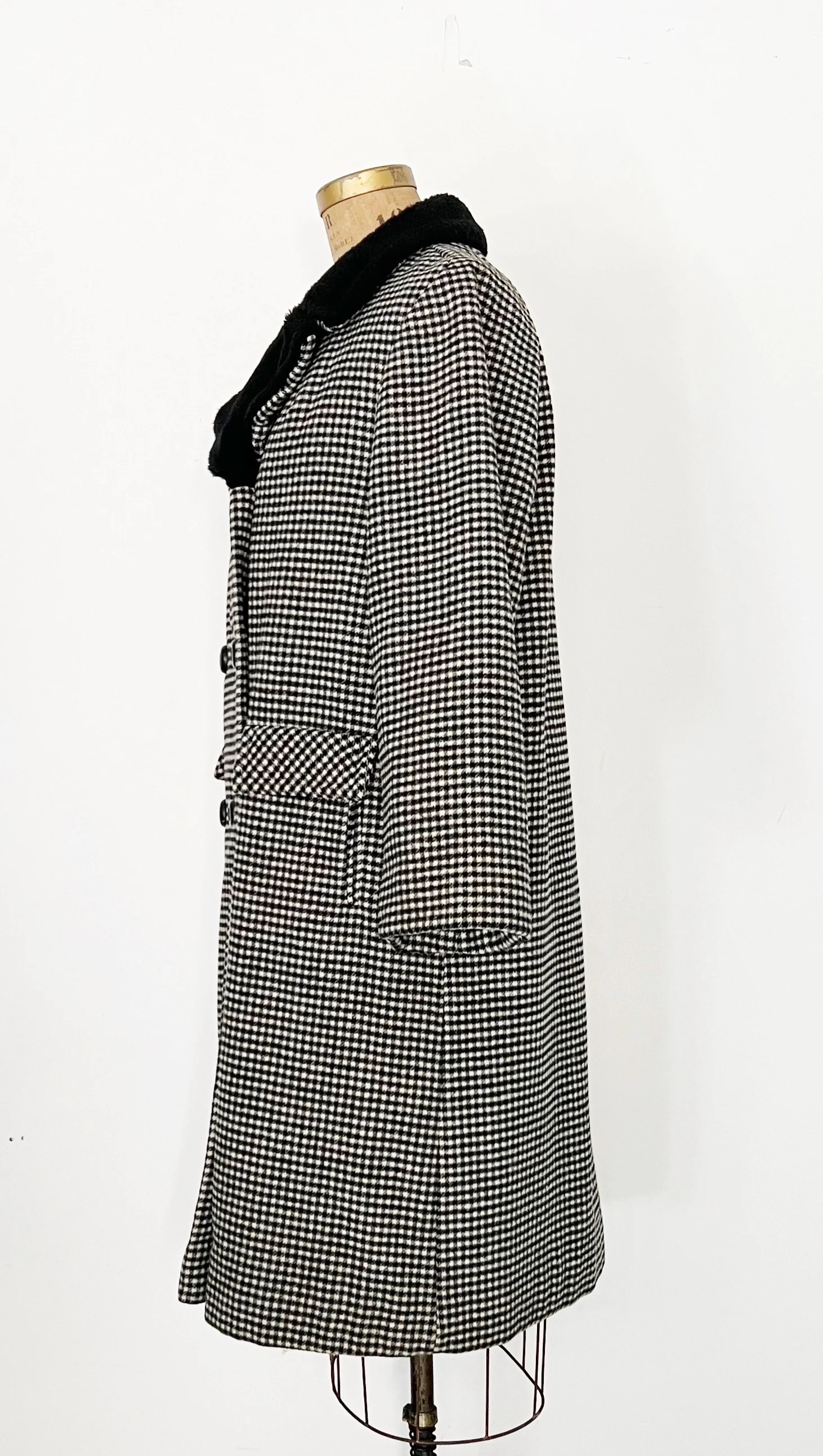 70s Wool And Faux Fur Coat By Lane Bryant - Image 5