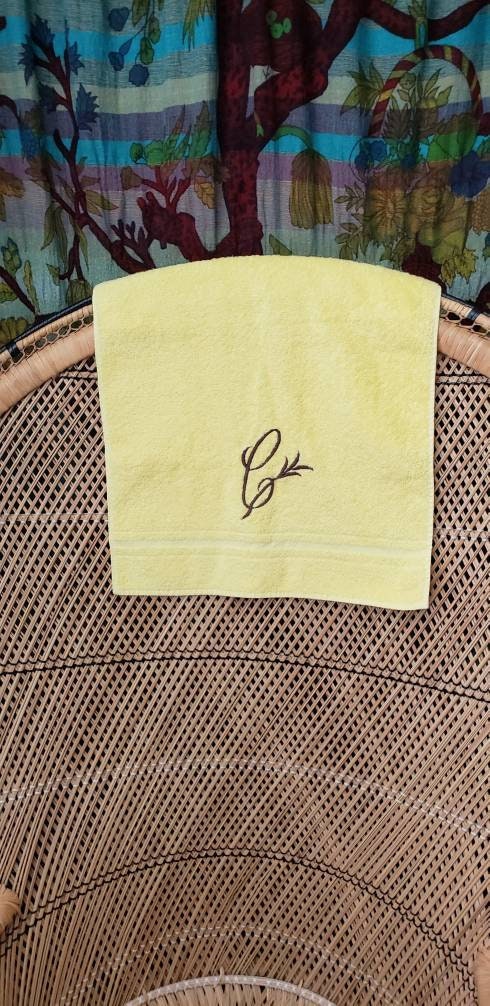 70s Yellow Cannon Hand Towel with Letter C Monogram by Cannon - Image 2