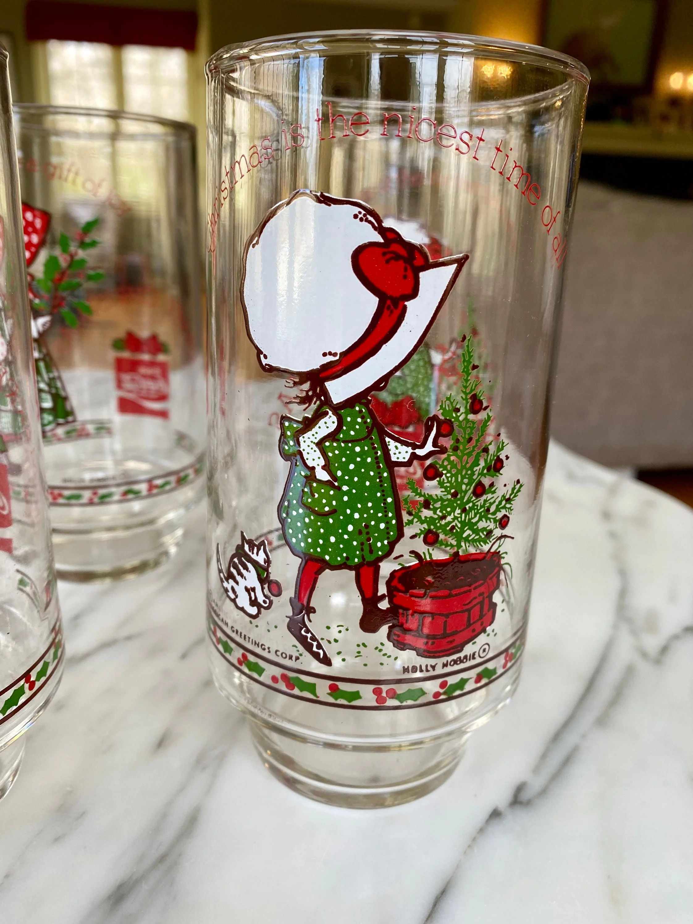 8 Vintage Christmas Holiday Holly Hobbie Glasses Cups - Image 4