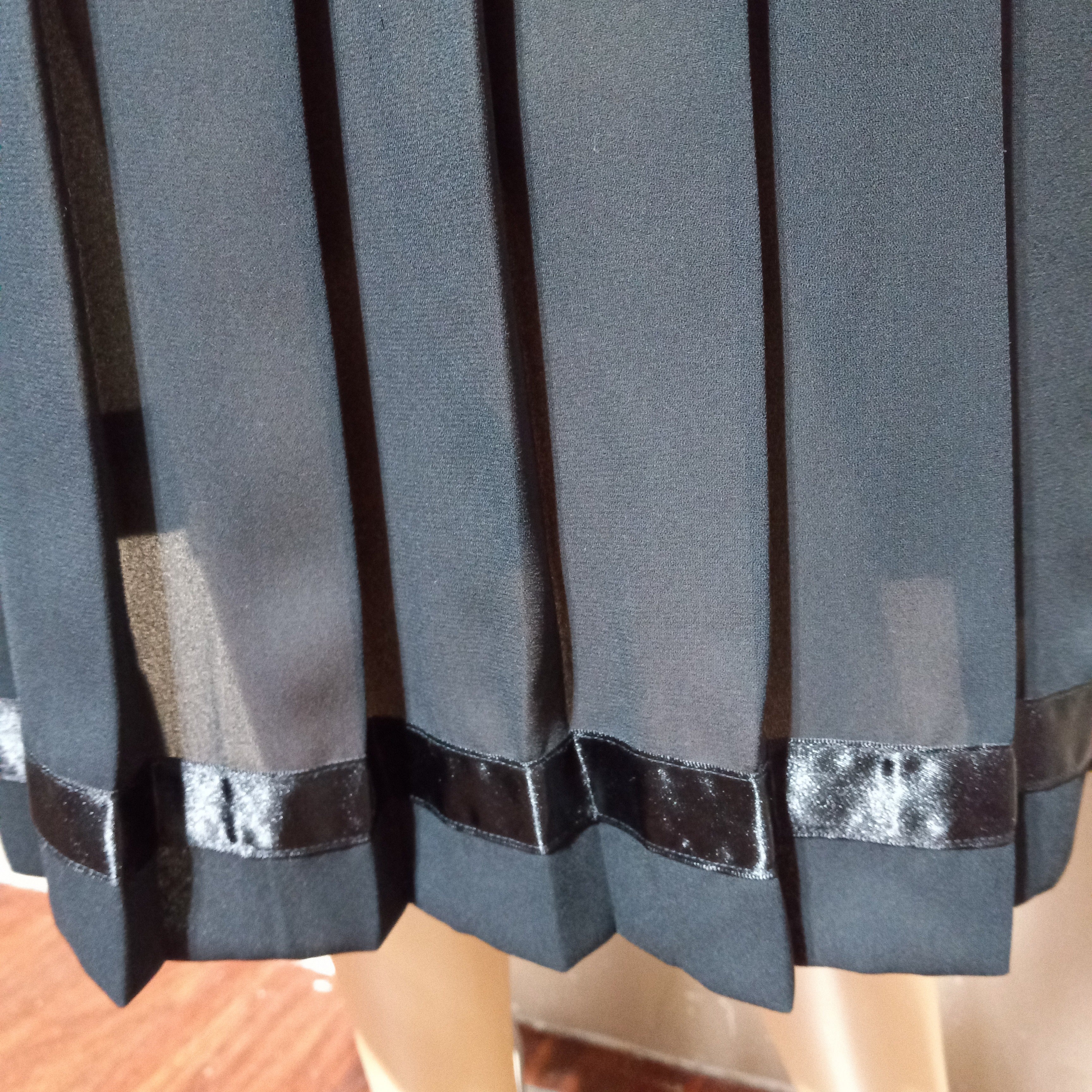 80’s Black Polyester Pleated Skirt by Counterparts - Image 3