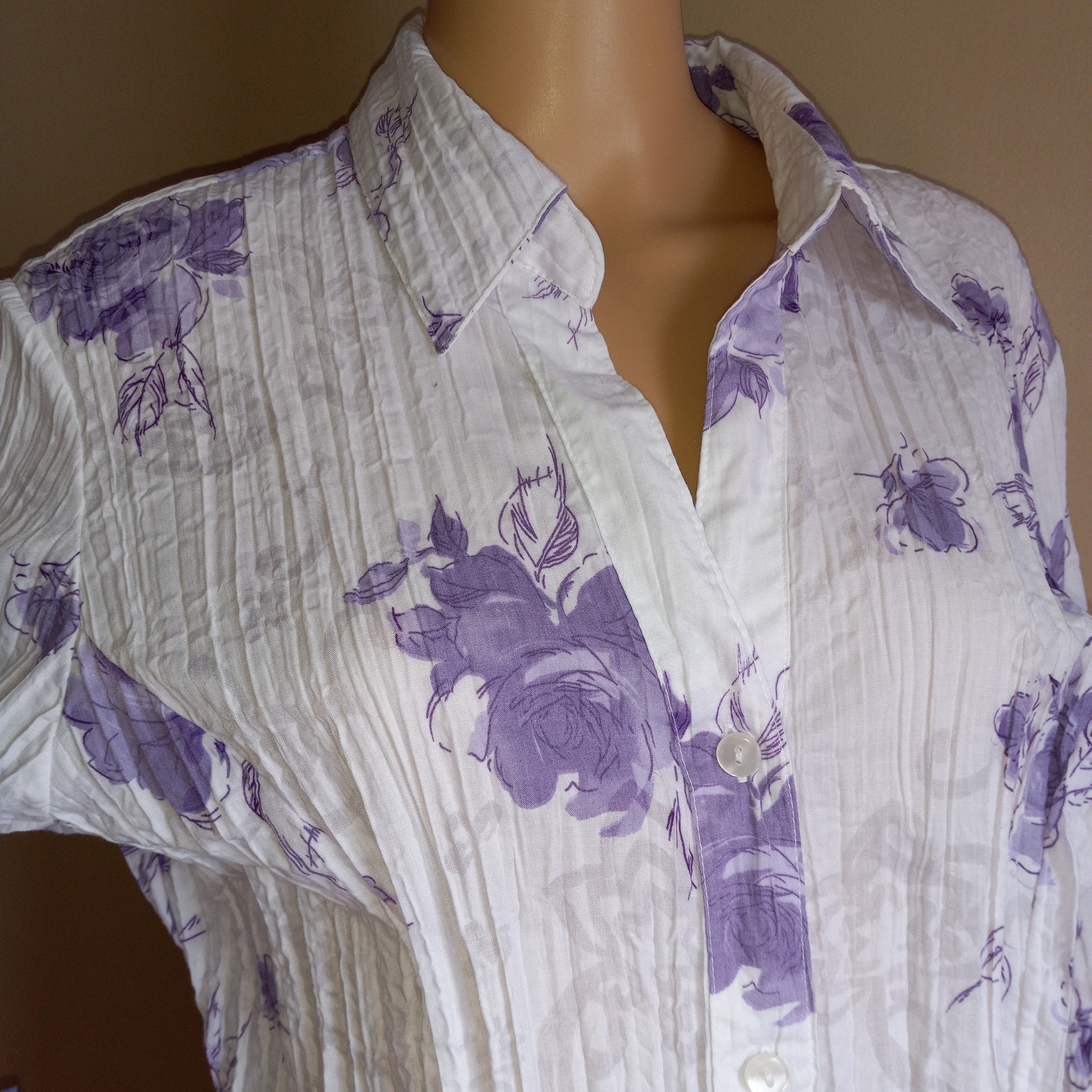 80’s Cotton Poly Purple Floral Crinkle Top by Joanna Plus - Image 4
