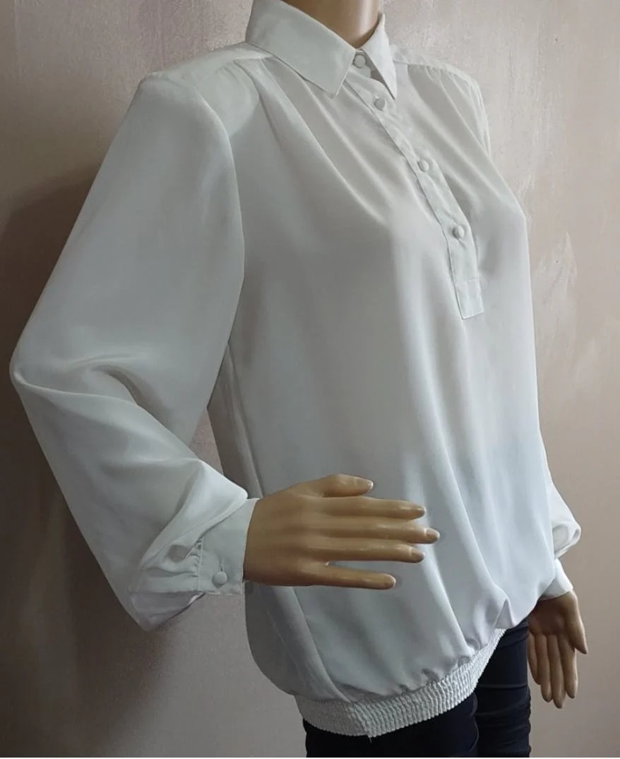 80’s White Polyester Collared Blouse by Sir James - Image 3