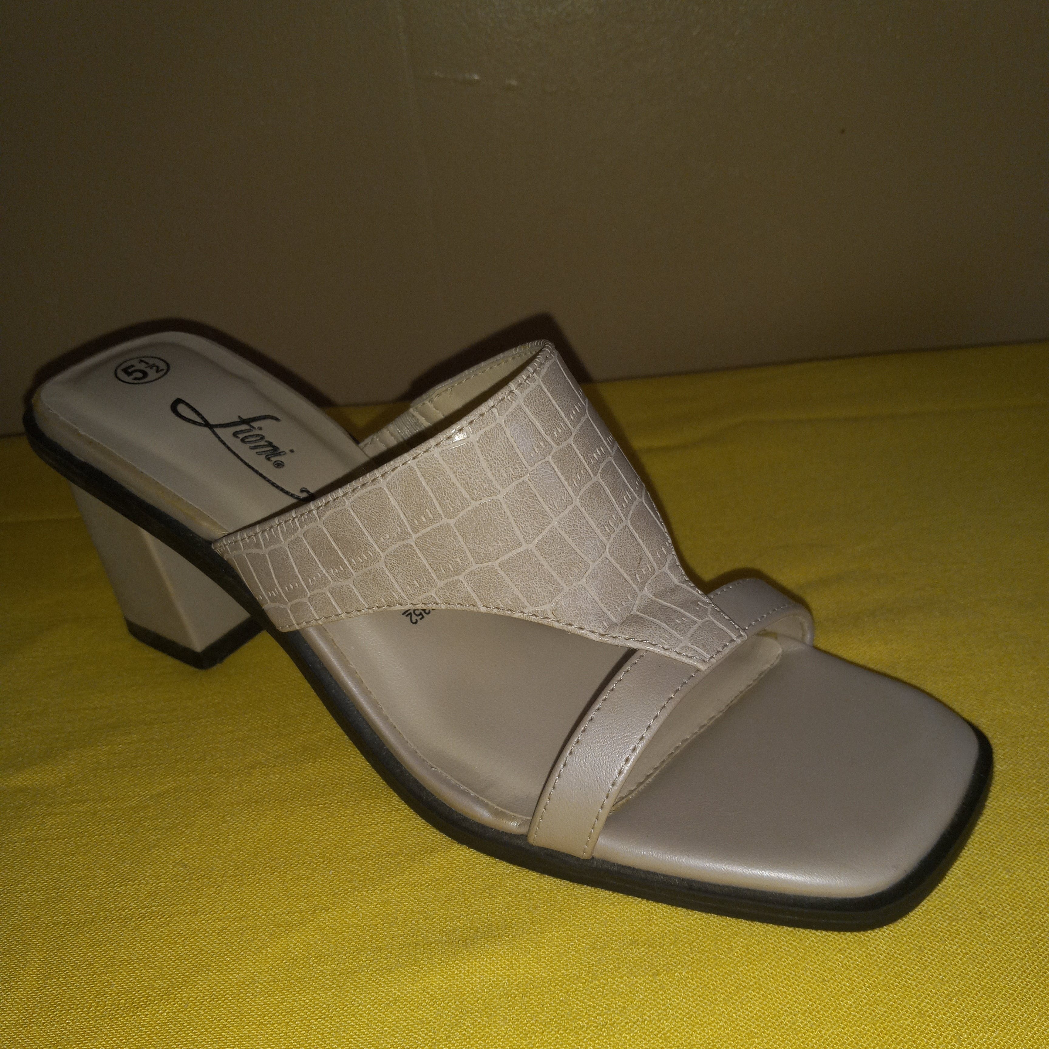 80’s Sandal Faux-Aligator Chunky Heels by Fioni - Image 4