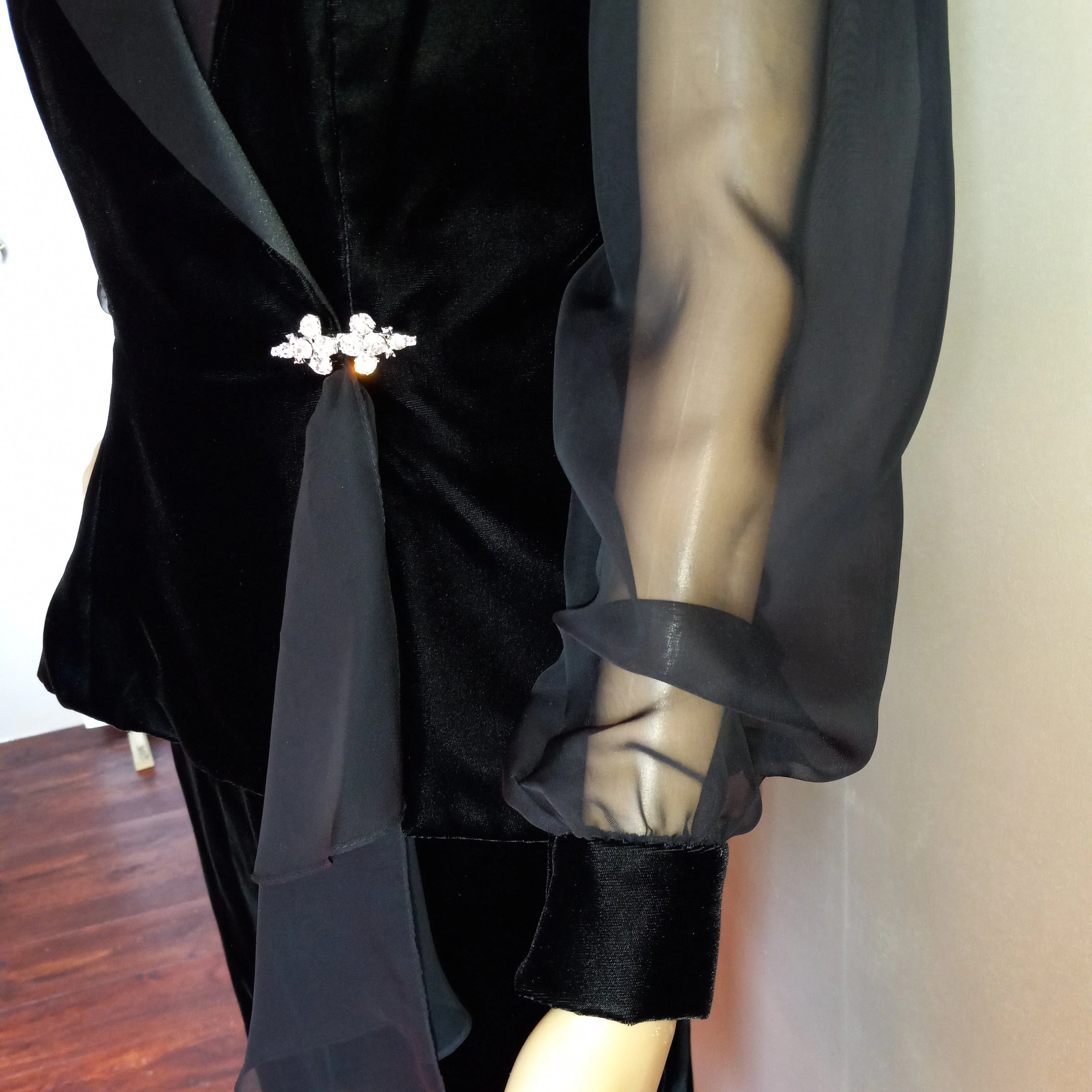 80’s Skirt Suit Polyester Velvet Acetate Lining. by Alex Evenings - Image 4