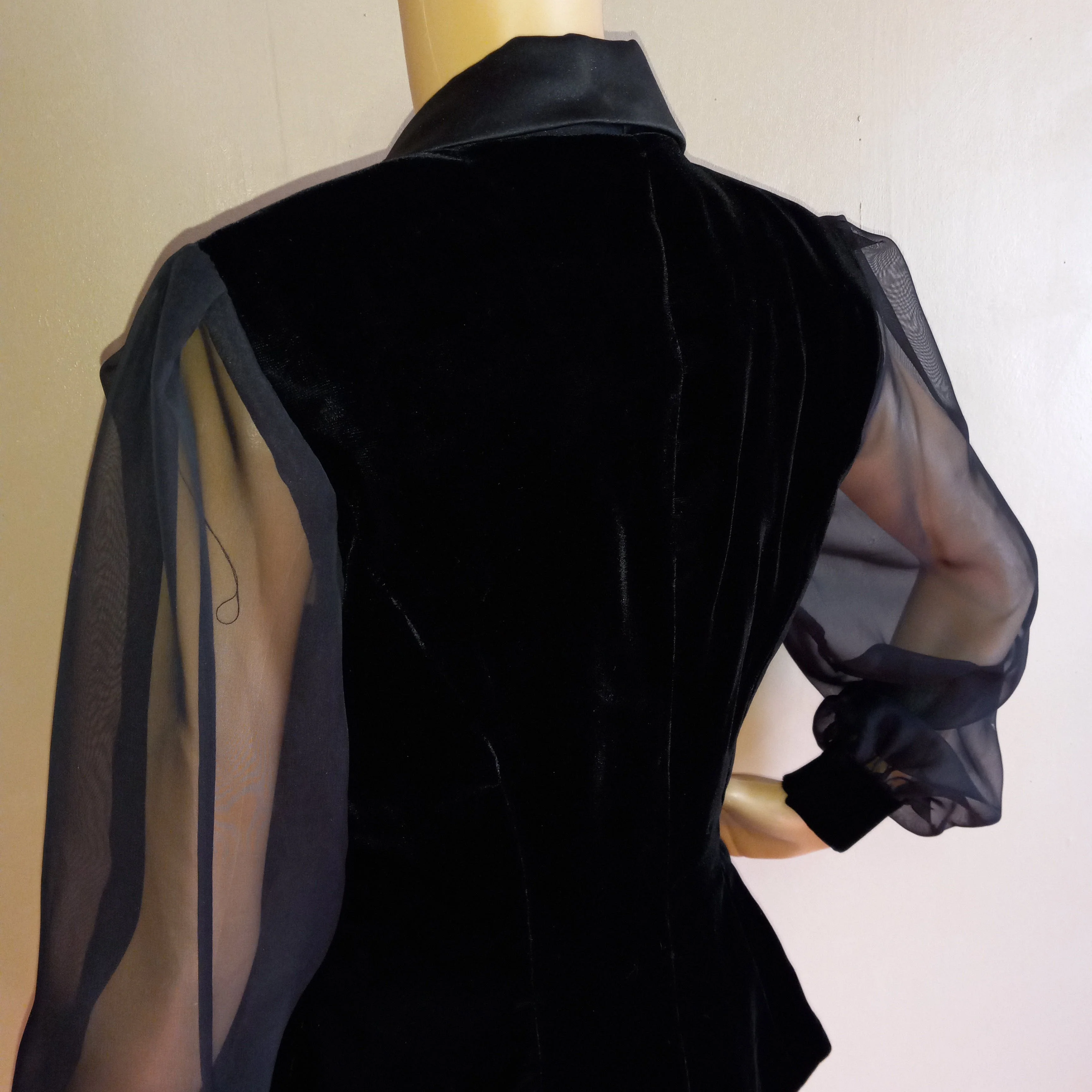 80’s Skirt Suit Polyester Velvet Acetate Lining. by Alex Evenings - Image 6