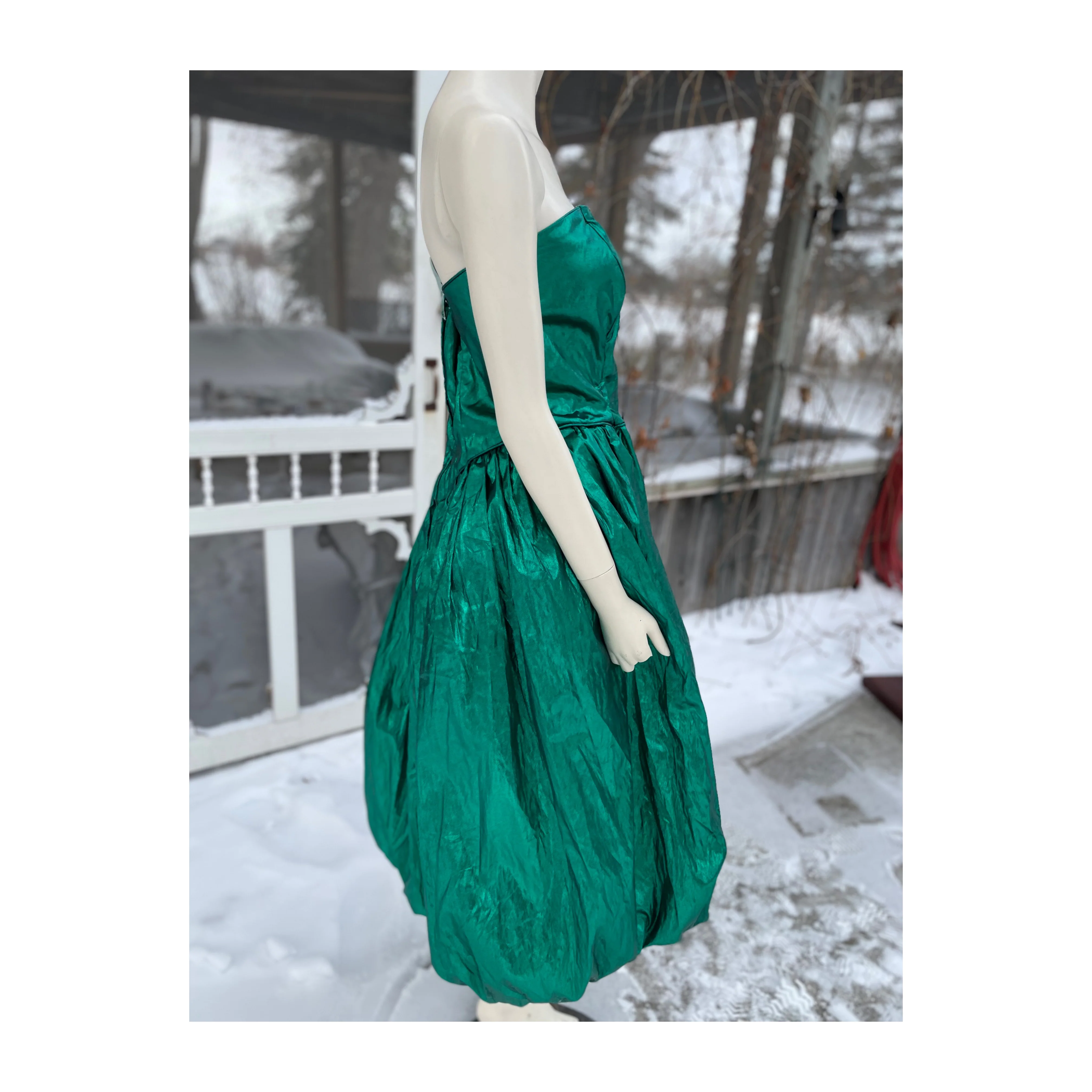 80s Emerald Green Lamé Metallic Foil Formal Dress - Image 11