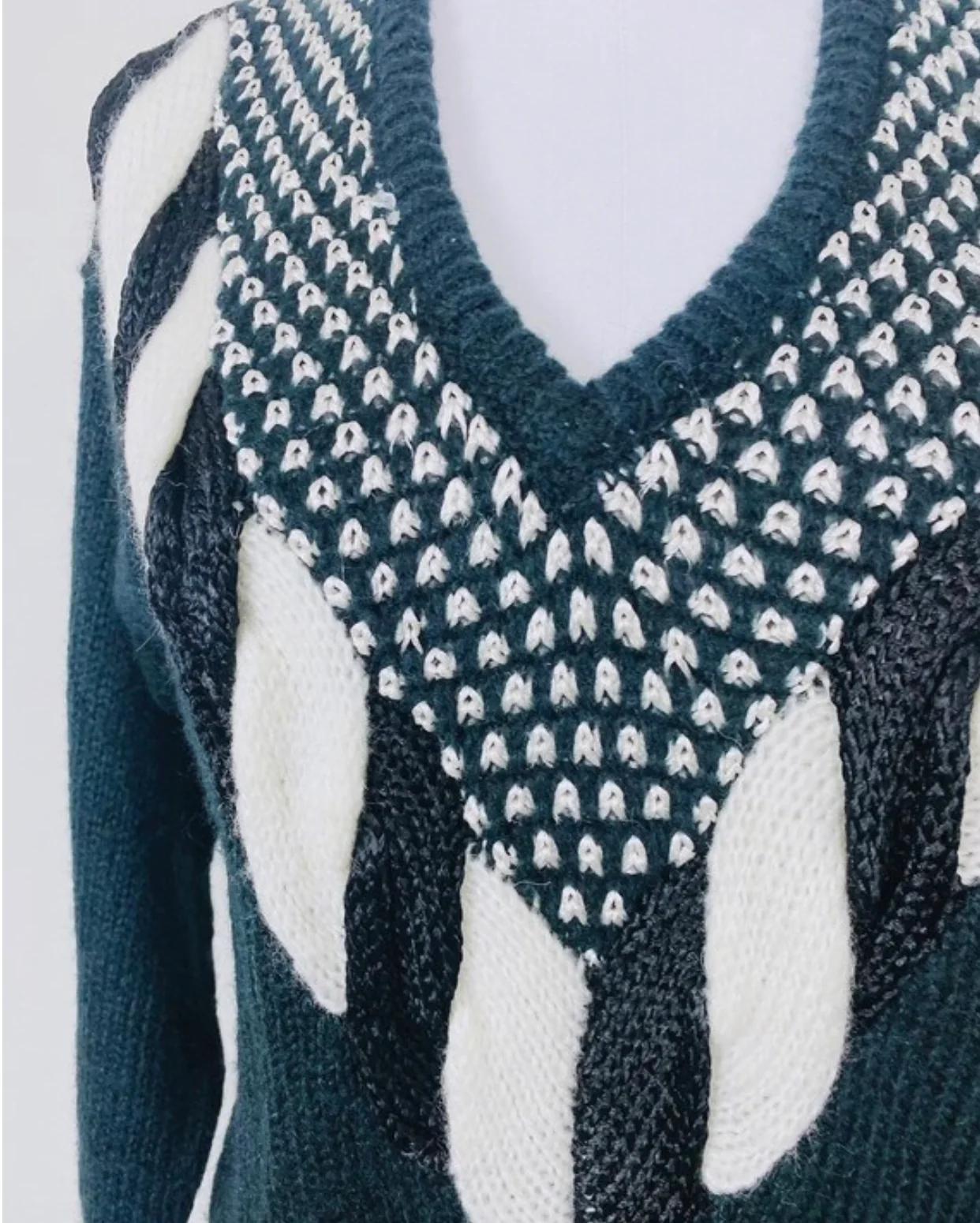 80s 80s Vintage Black White Acrylic Sweater - Image 4
