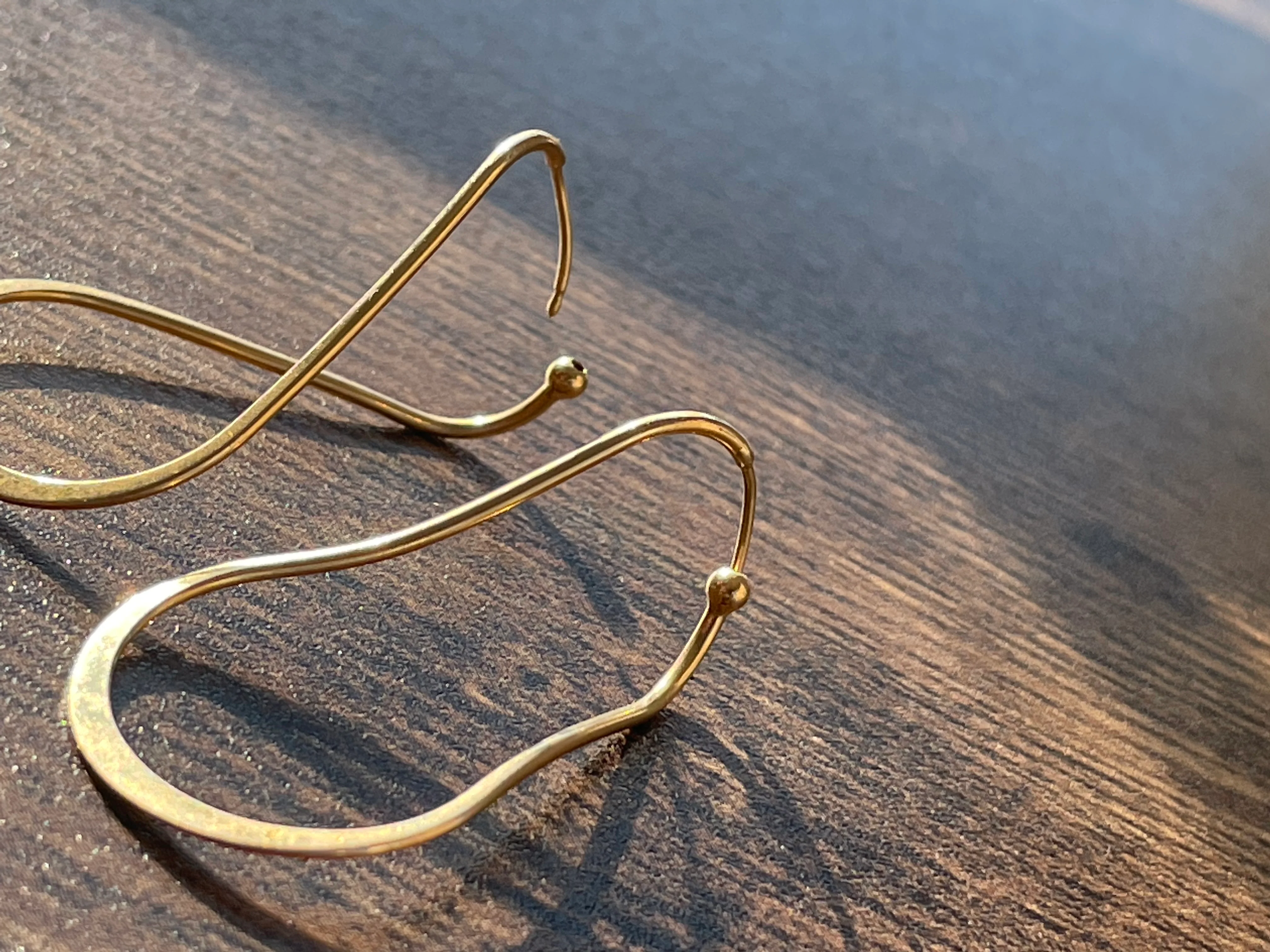 80s/90s 14k Gold Twisted Geometric Hoops by  Carla Corp - Image 5