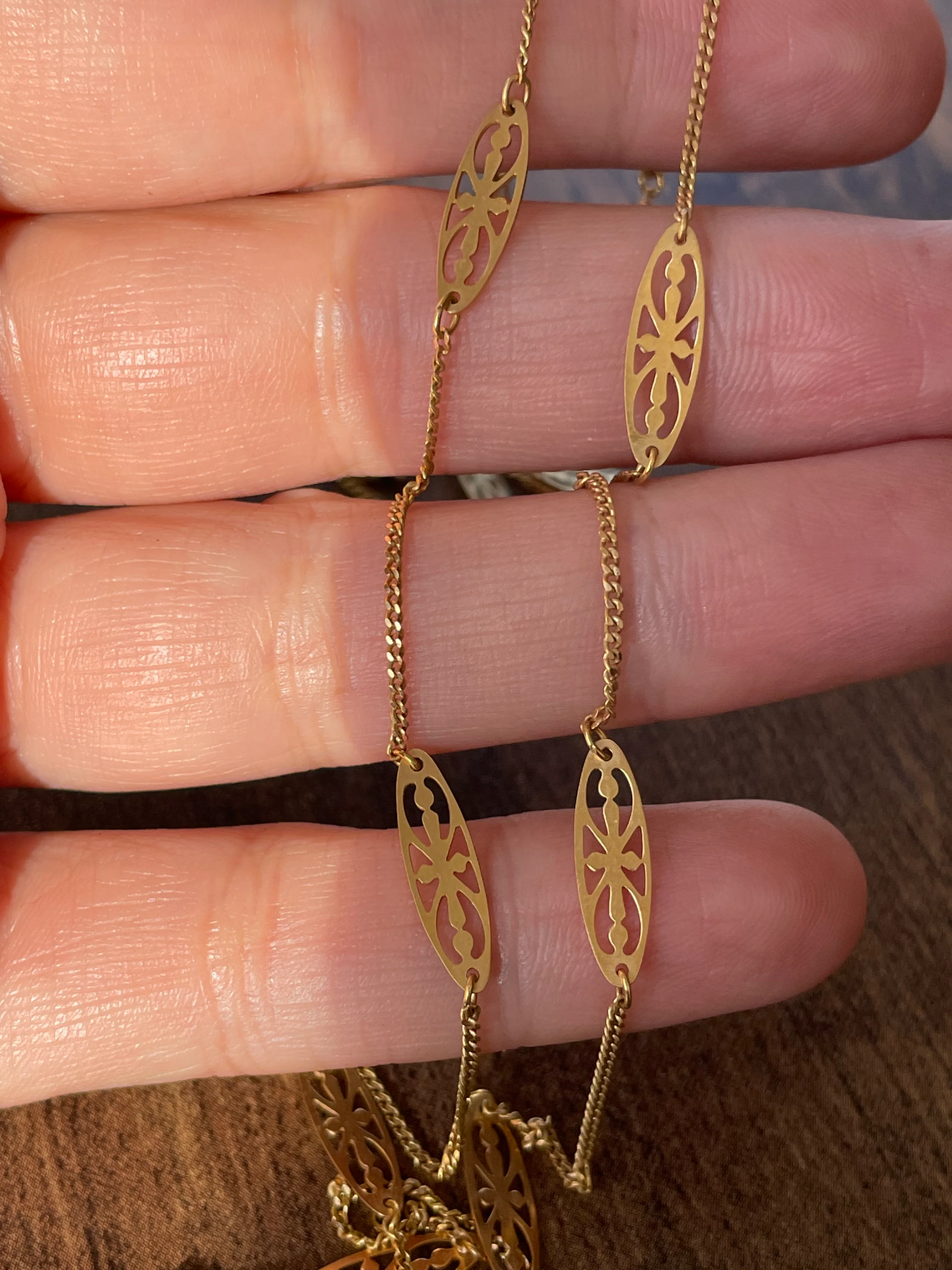 80s/90s 18k Gold Chain With Gold Accents - Image 7