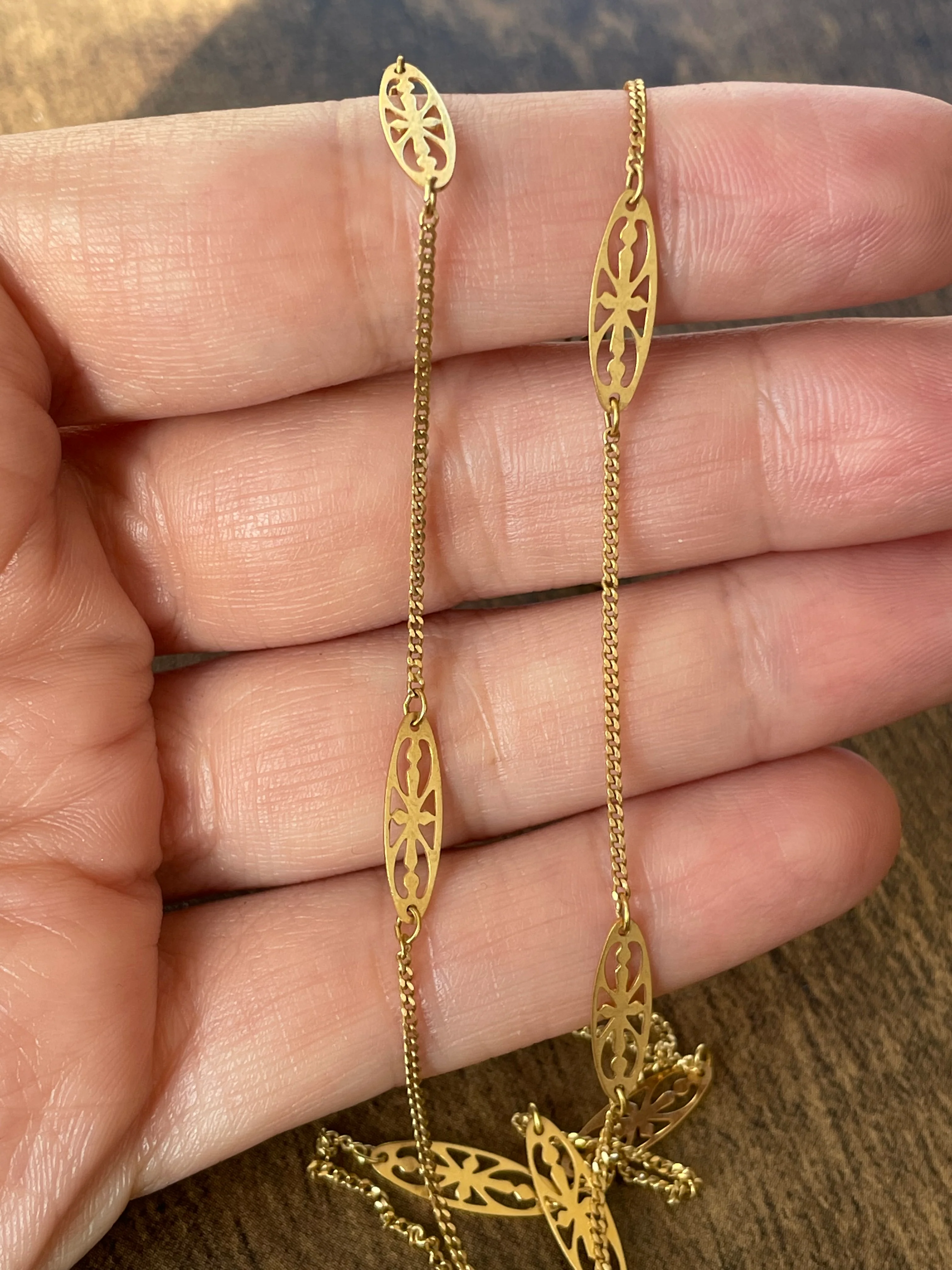 80s/90s 18k Gold Chain With Gold Accents - Image 9