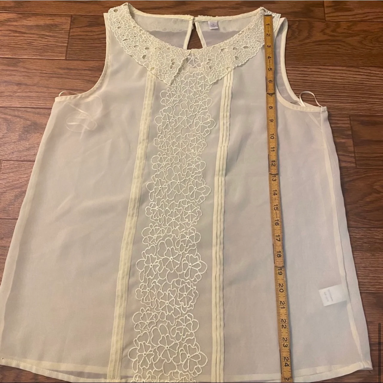 80s/90s 50s Inspired Yellow Sheer Sleeveless Blouse Medium - Image 4