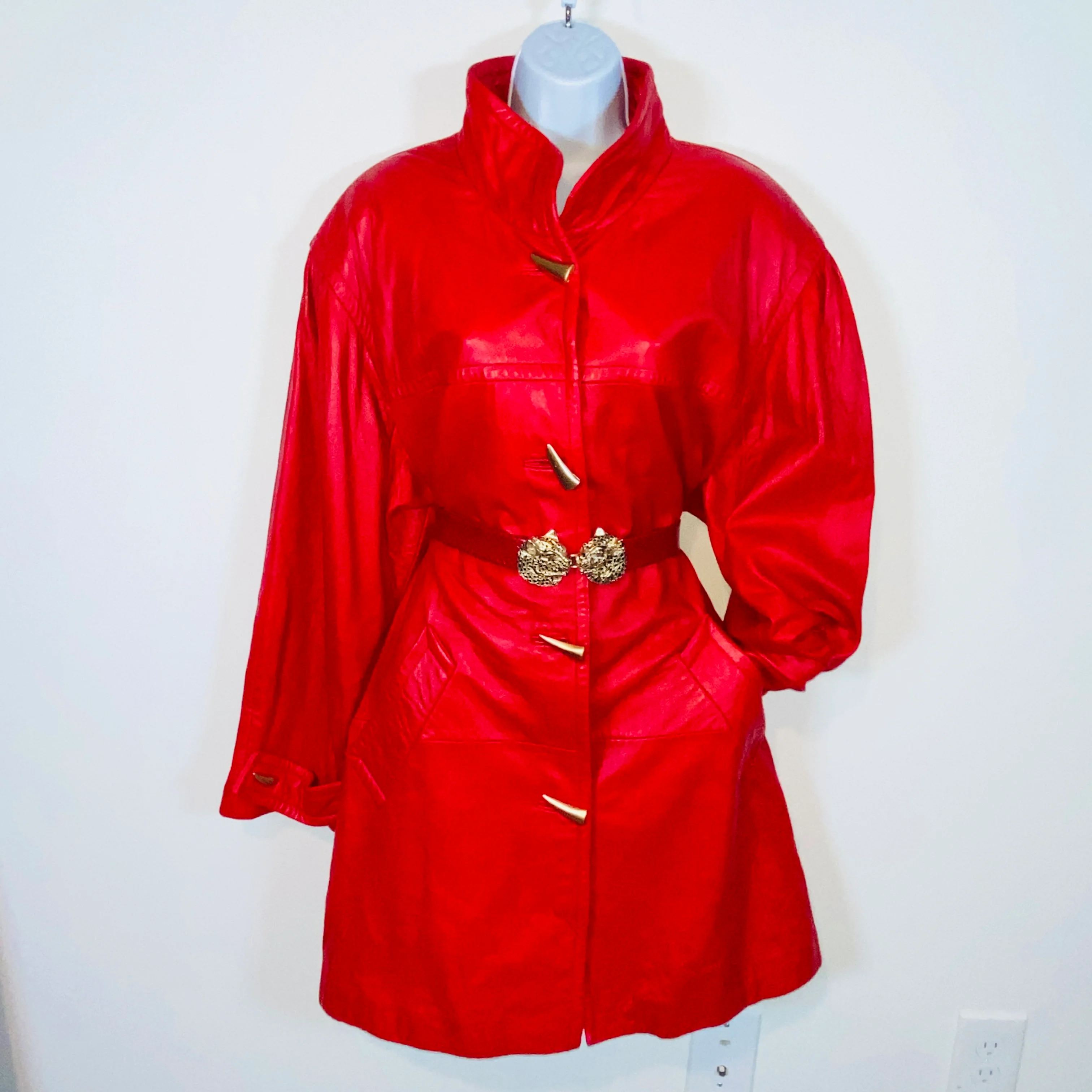 80s/90s Beautiful Red Soft Genuine Leather Coat By Jacqueline Ferrar - Image 4