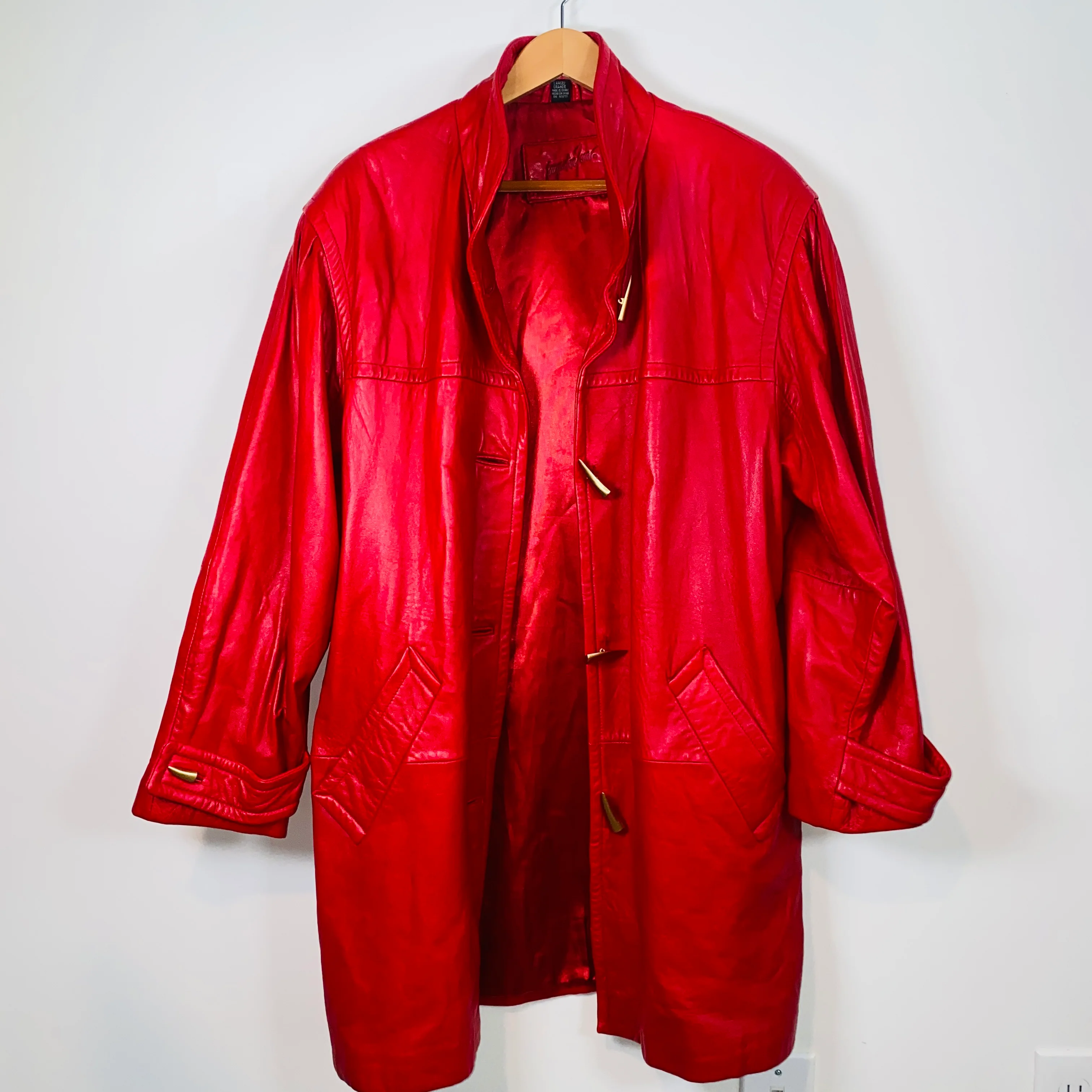 80s/90s Beautiful Red Soft Genuine Leather Coat By Jacqueline Ferrar - Image 7