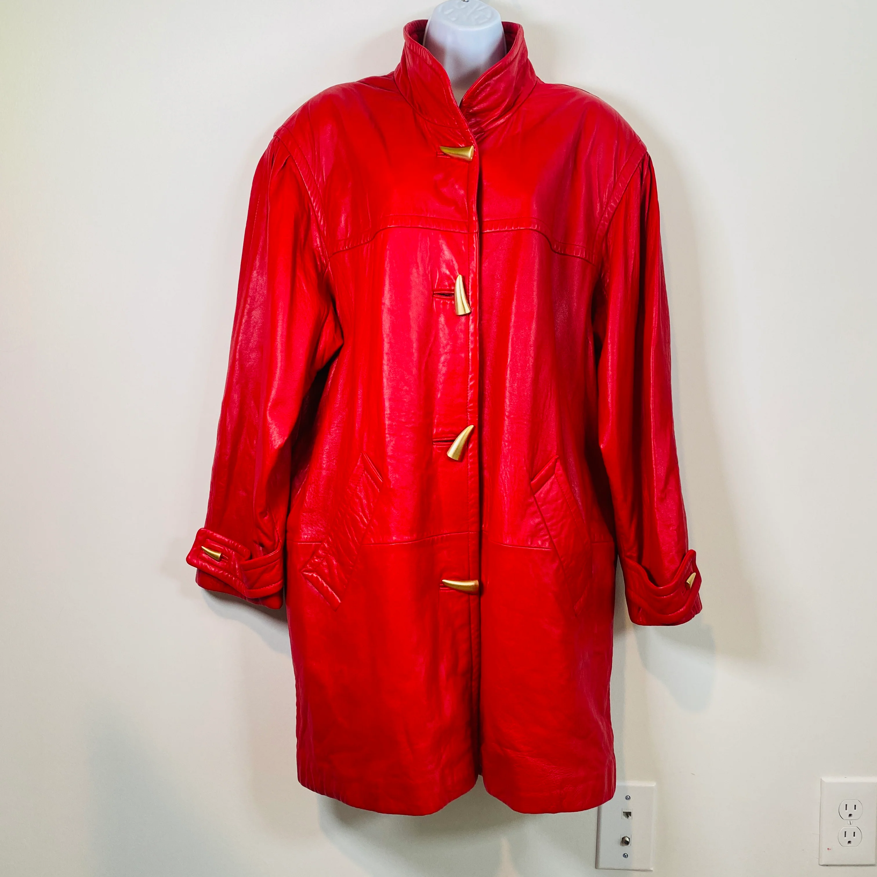80s/90s Beautiful Red Soft Genuine Leather Coat By Jacqueline Ferrar - Image 9
