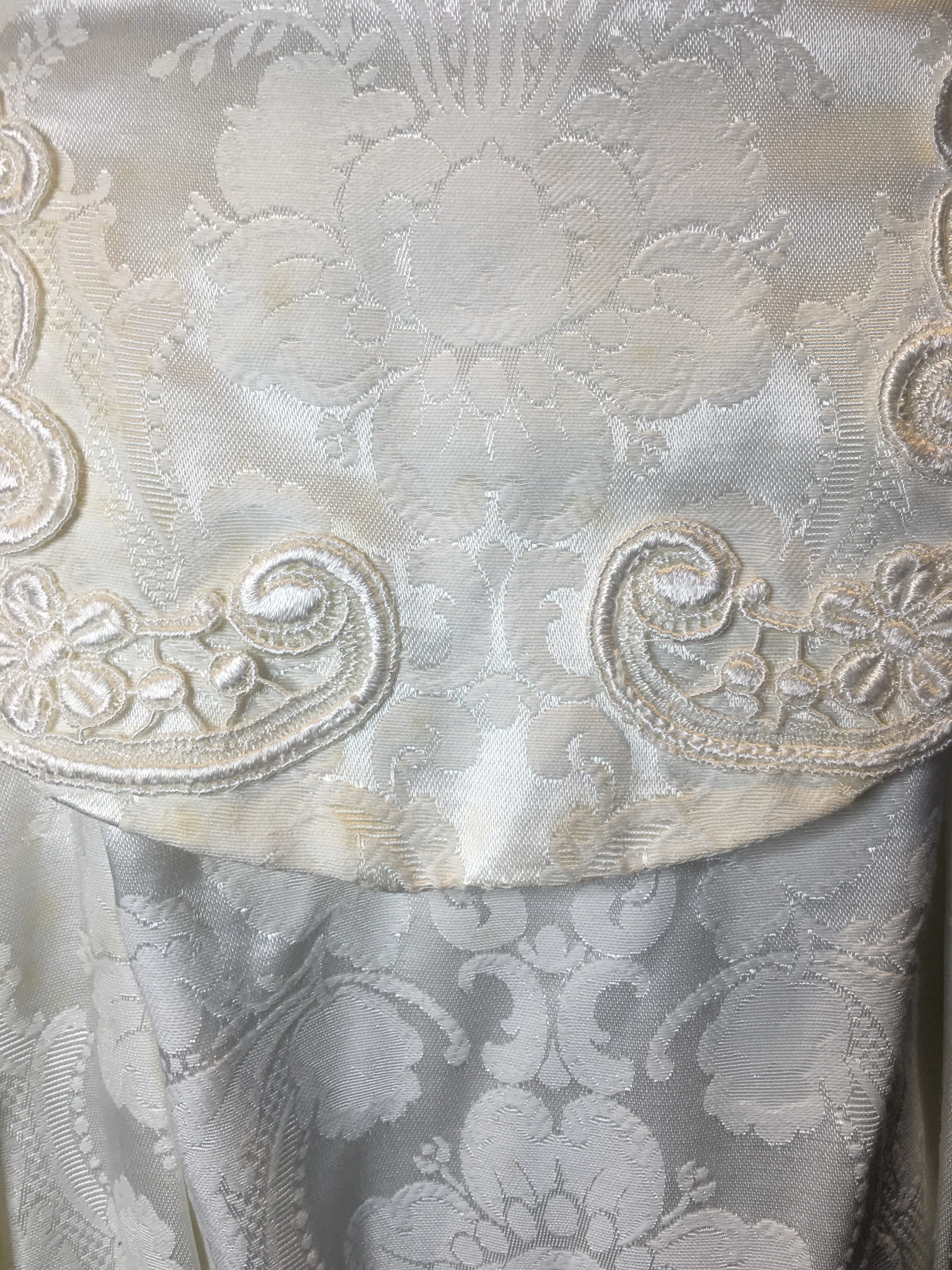 80s/90s Beautiful Vintage Beige Wedding Gown - Size 13/14 By Jessica McClintock - Image 8