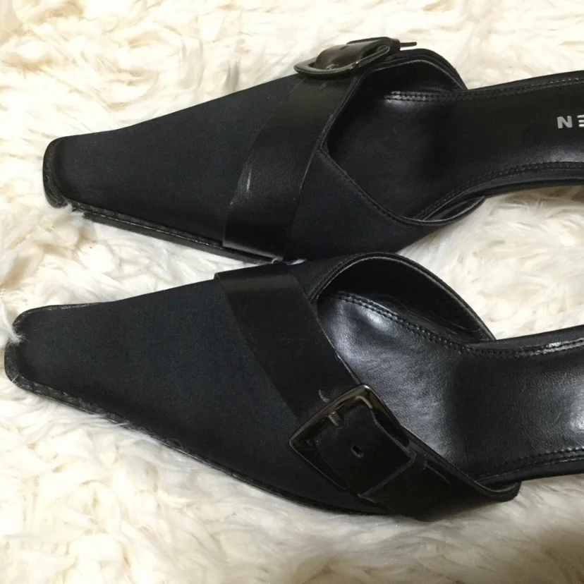 80s/90s Black Kitten Heel Slides Buckle Details By Glory Chen - Image 5