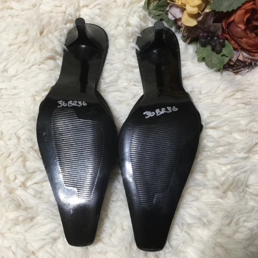 80s/90s Black Kitten Heel Slides Buckle Details By Glory Chen - Image 7