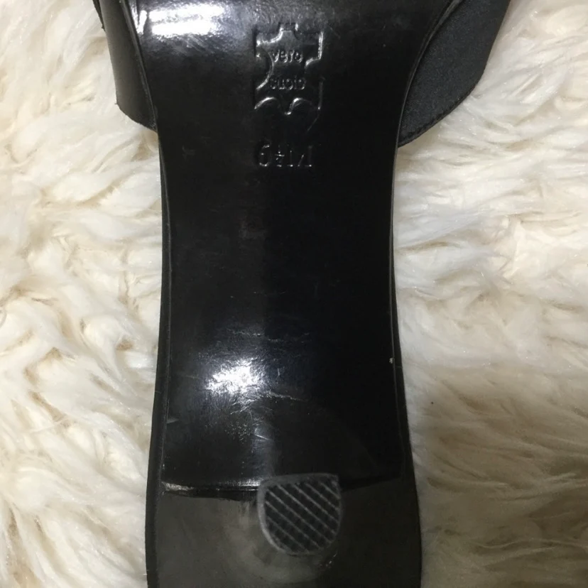 80s/90s Black Kitten Heel Slides Buckle Details By Glory Chen - Image 8