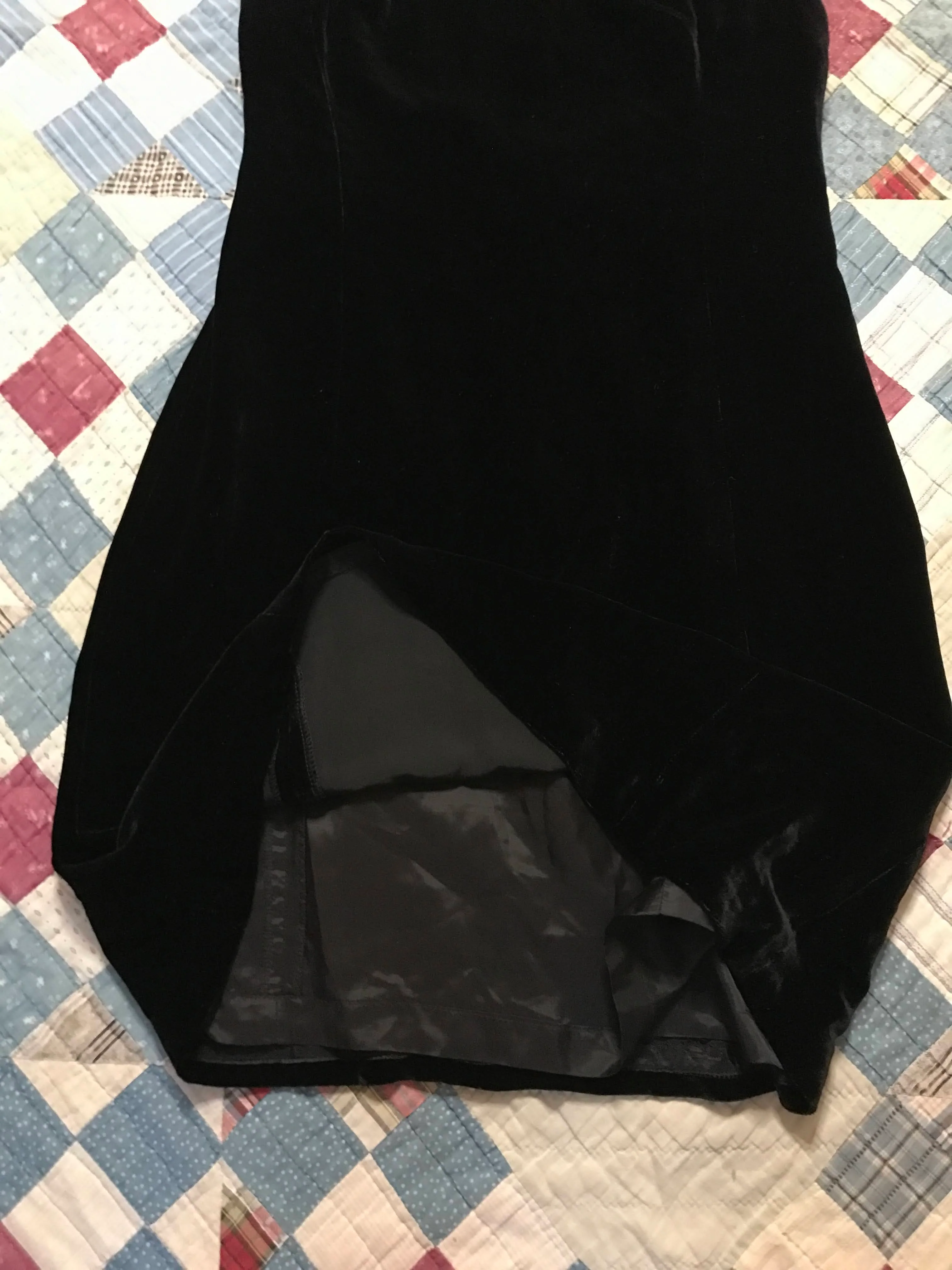 80s/90s Black Silk Velvet Formal Cocktail Party Dress By Nicole Miller - Image 7