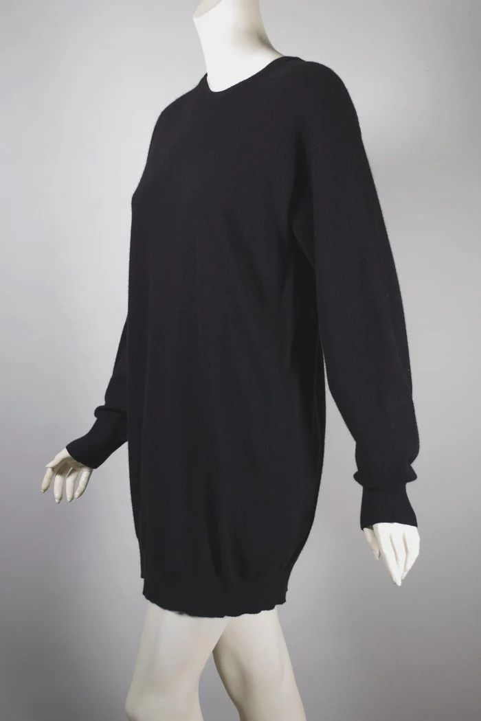 80s/90s Black Tunic Length Cashmere Sweater Or Mini Dress by  Cashmere & Company - Image 3