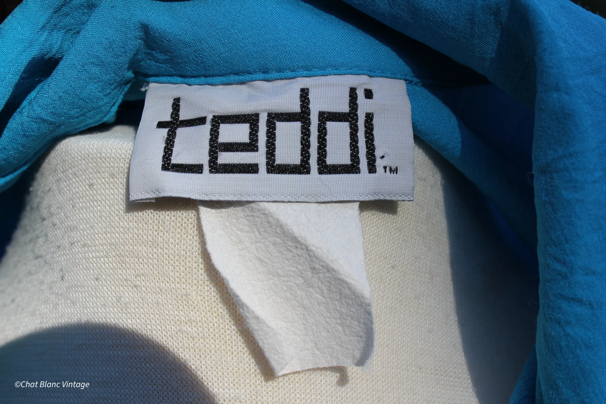 80s/90s Blue And Gold Detailed Windbreaker By Teddi - Image 8